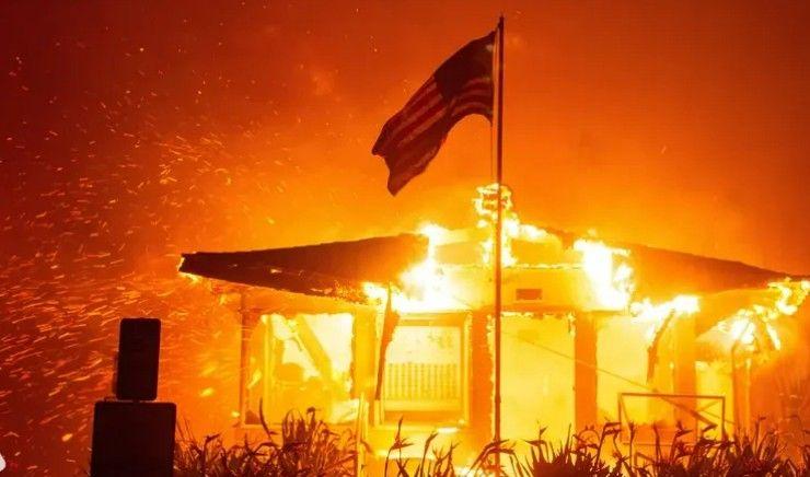 خسائر الحرائق في لوس أنجلوس تصل لـ 150 مليار دولار