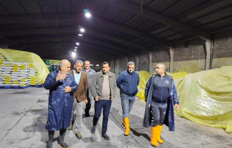 التجارة: مخازن محصول الحنطة والسلة الغذائية مؤمنة بشكل كامل من الأمطار