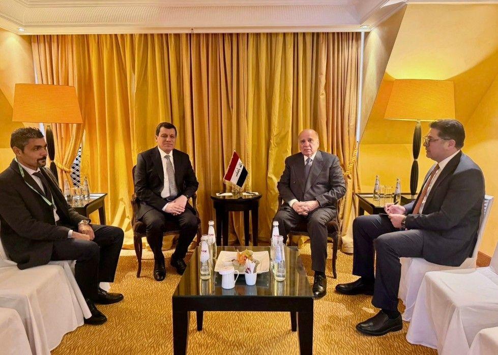 وزير الخارجية يؤكد لقائد قوات قسد أهمية حفظ الأمن والاستقرار في المنطقة