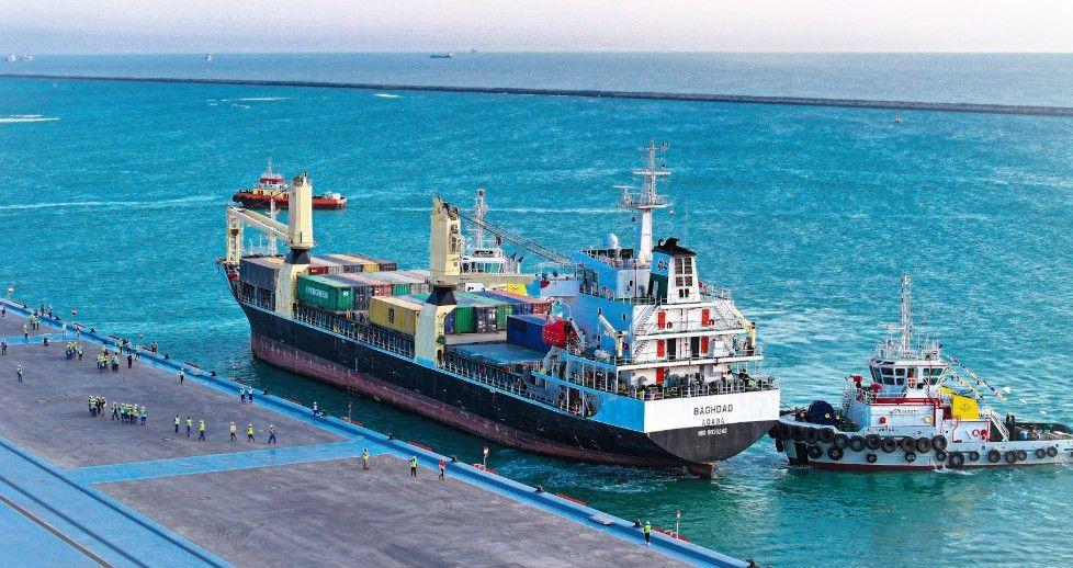 النقل تعلن إحصائية البواخر الراسية بالموانئ خلال آذار