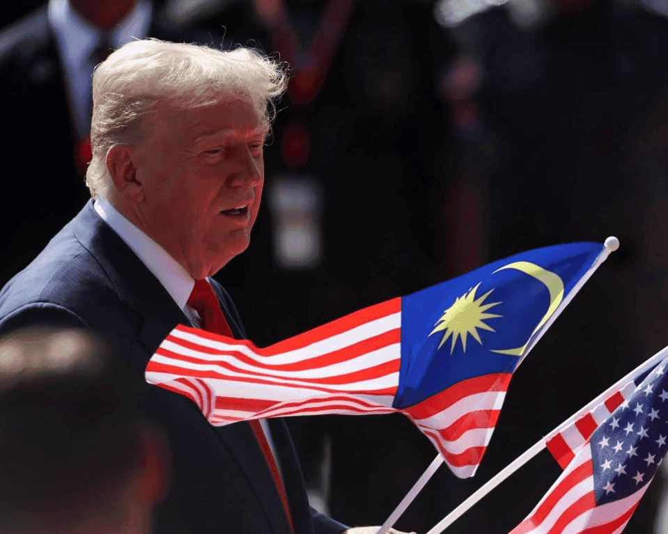 دونالد ترمب: على بوتين التحرك نحو السلام بدلاً من اختبار الصواريخ