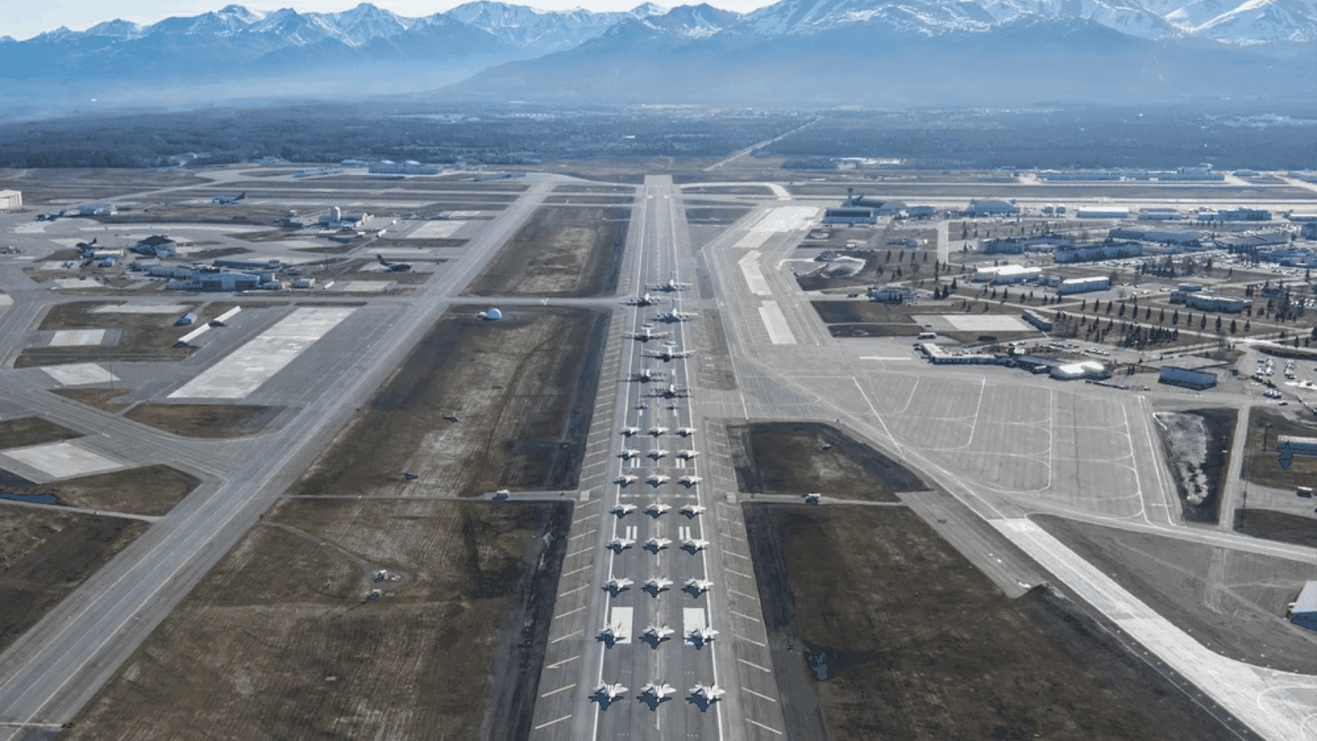 تایبەتمەندییەکانی ئەو بنکە سەربازییەی ترەمپ و پوتن لێی کۆدەبنەوە چین؟