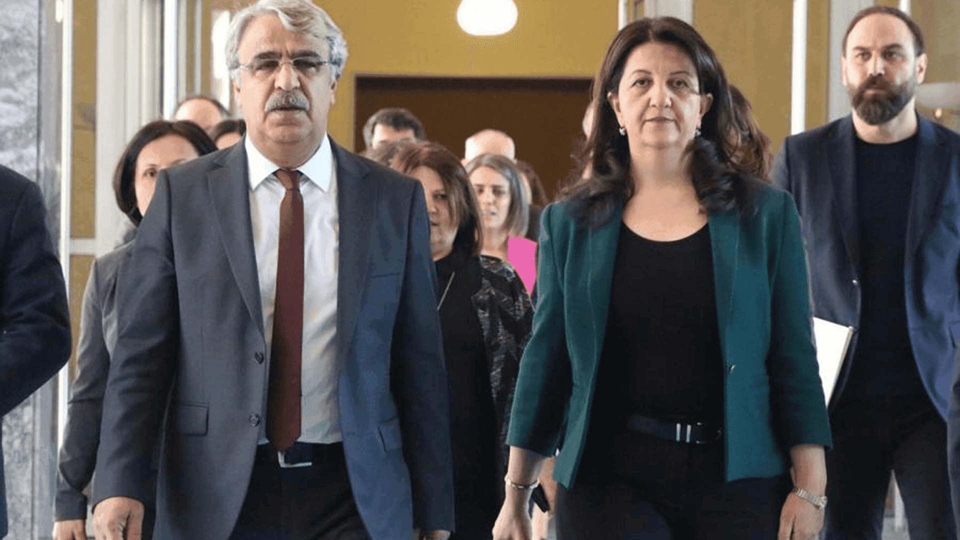 وەفدی دەم پارتی بۆ بینینی عەبدوڵا ئۆجەلان دەچنە ئیمراڵی