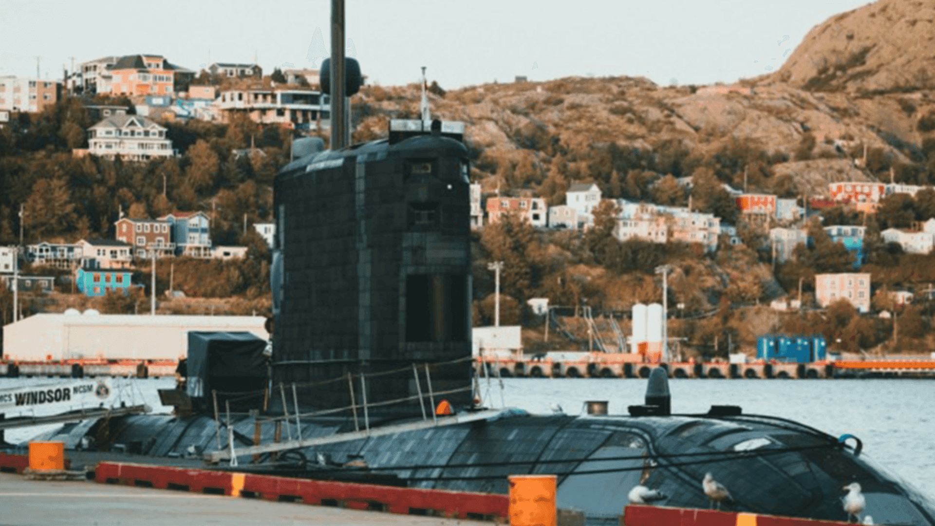 بەریتانیا لەبەر مەترسییەکانی بەردەمی سیستمی بەرگری بەهێزدەکات