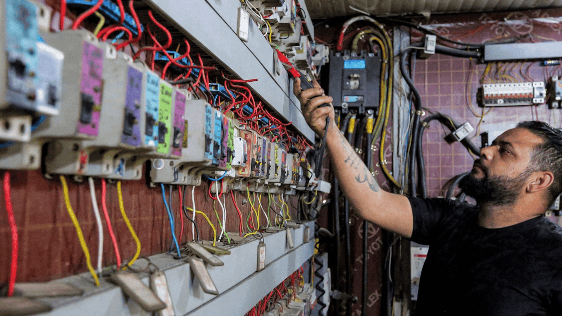 نرخی کارەبای موەلیدە ئەهلییەکان بۆ مانگی چـوار لە سلێمانی دیاریکرا