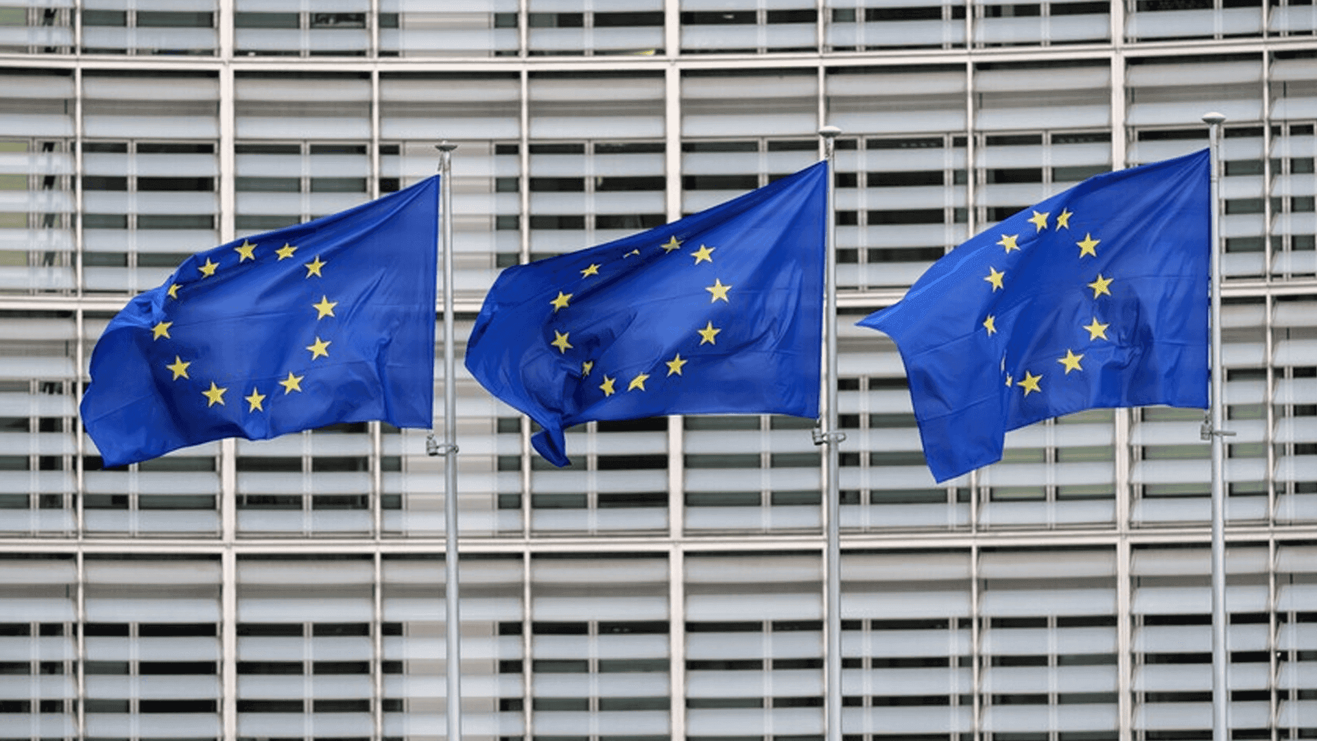 یەکێتی ئەوروپا هەرەشە لە واشنتۆن دەکات