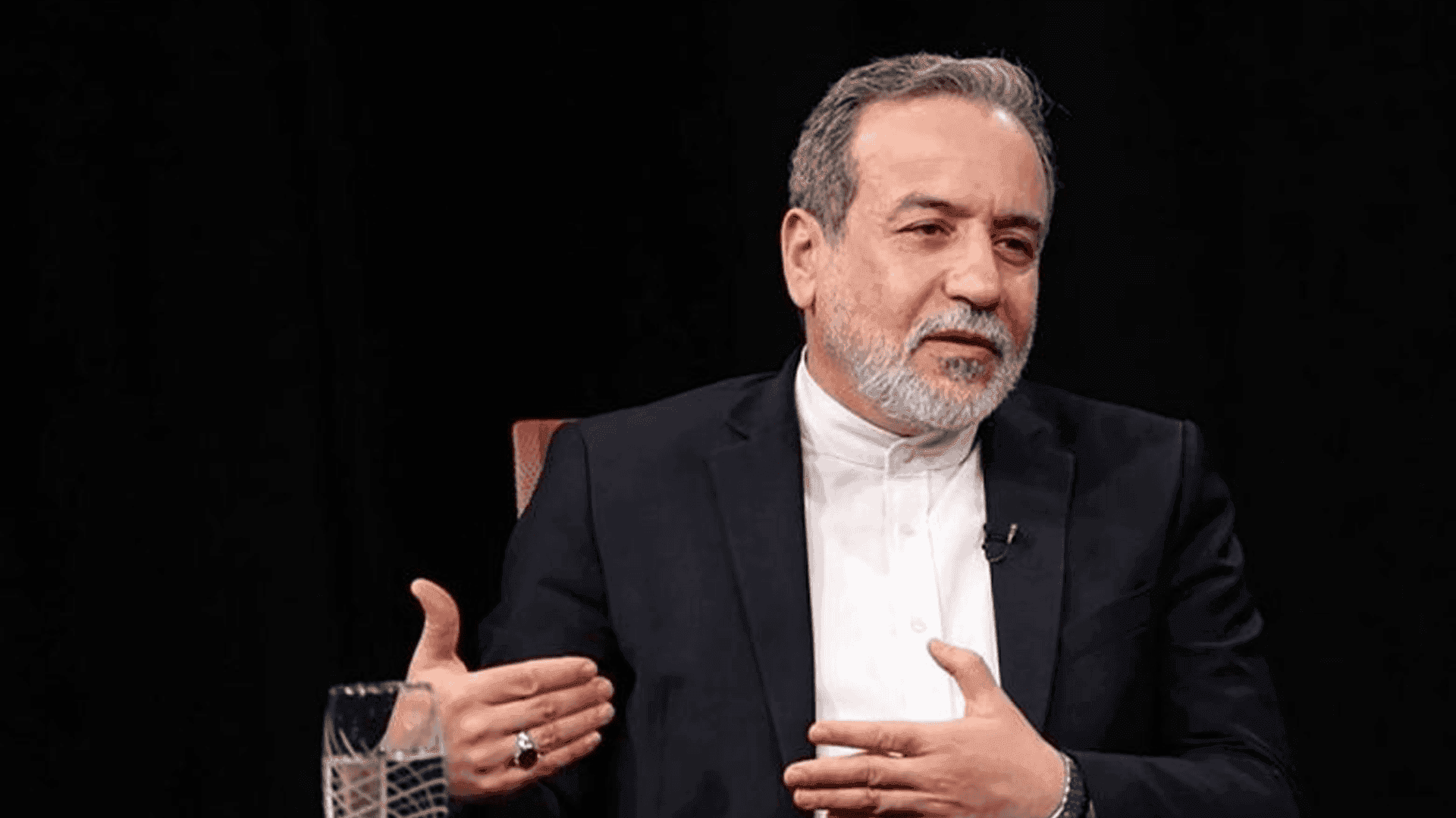 عراقچی: بە چاوێکی کراوە و نییەتێکی باشەوە دەستمان بە دانوستان کردەوە