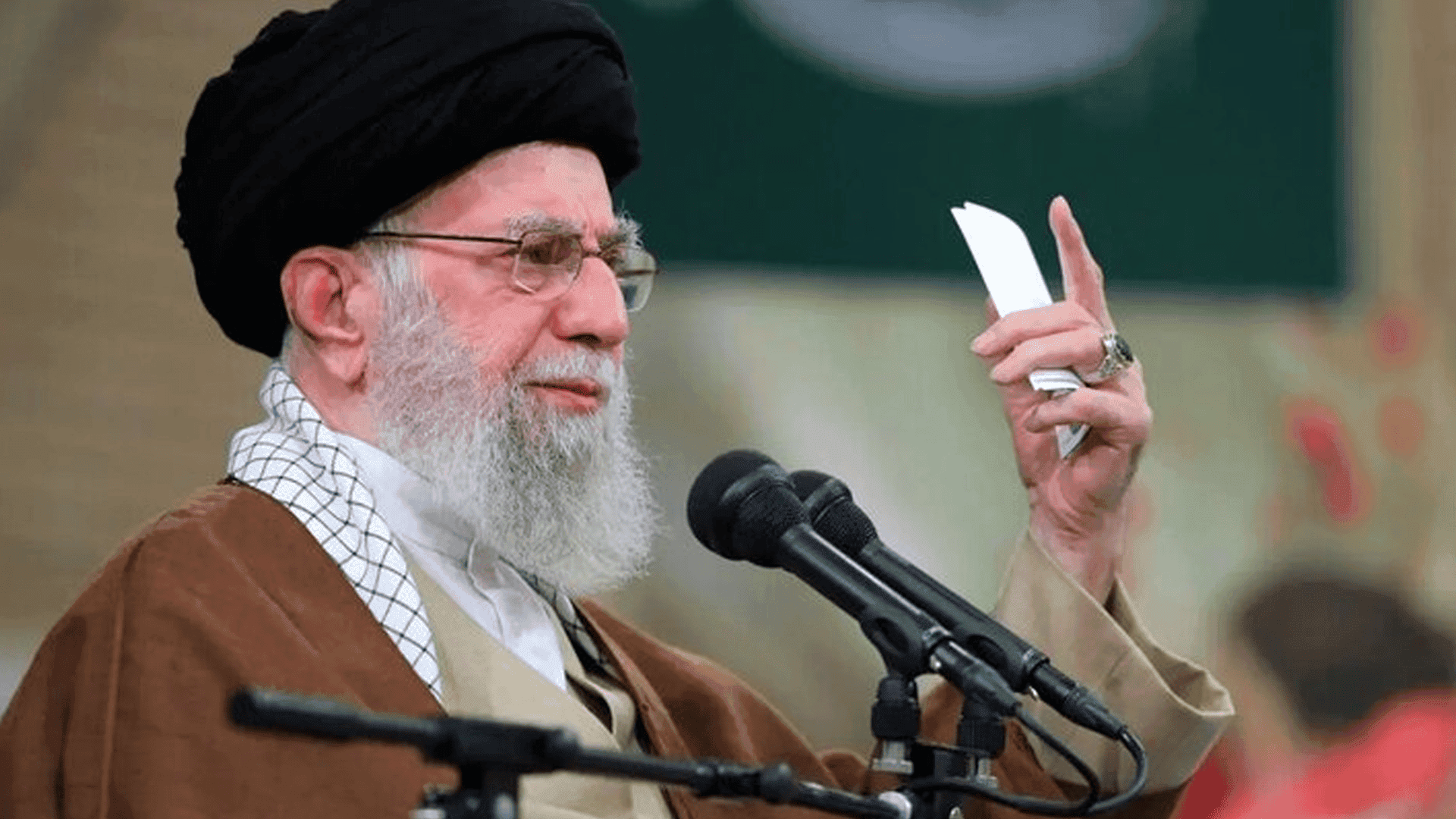 خامنەیی پەیامێكی لەسەر هێرشەكەی ئیسرائیل بڵاوكردەوە