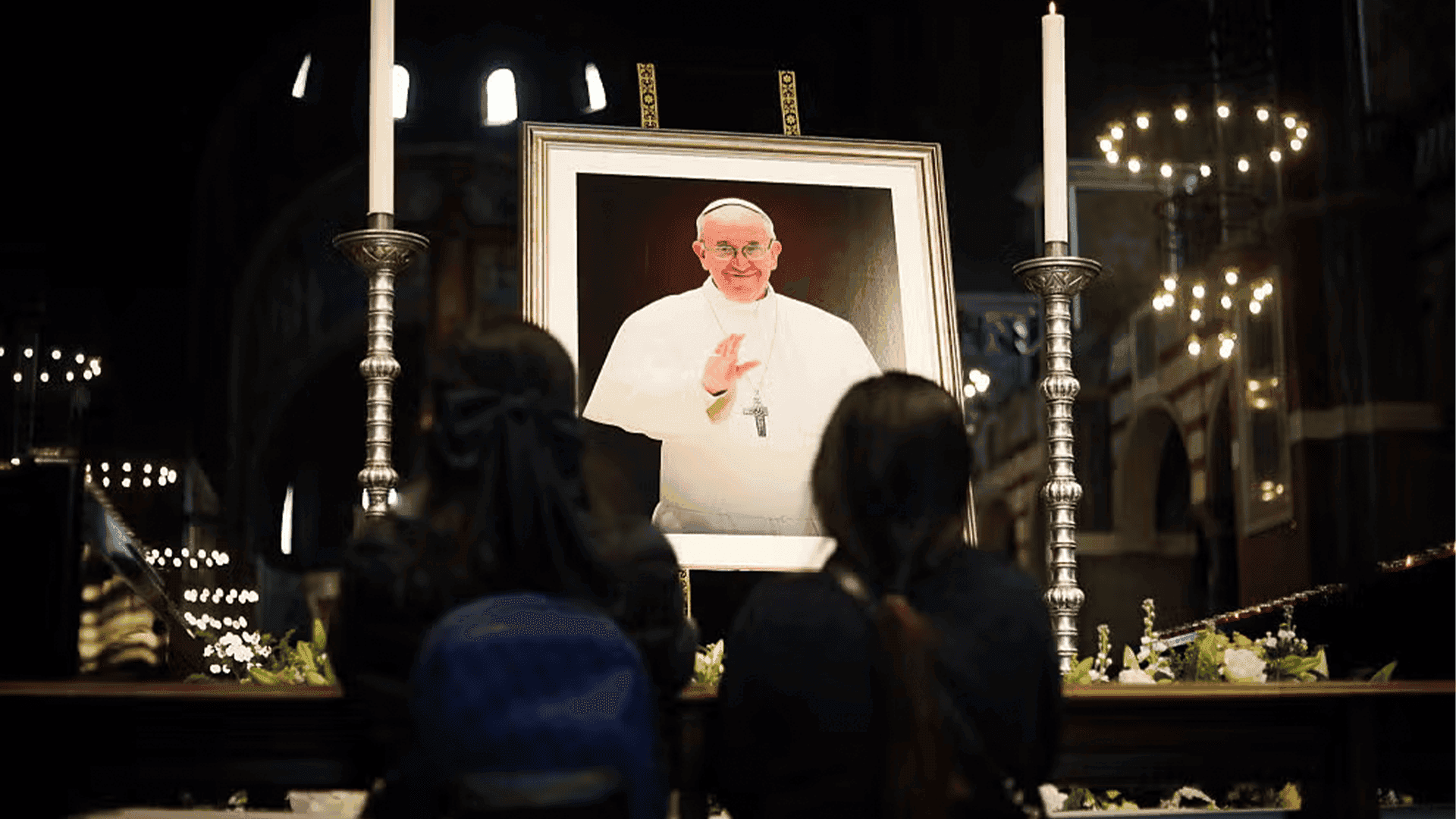 بەوێنە: ماتەمینی مەسیحیەکان بۆ پاپا