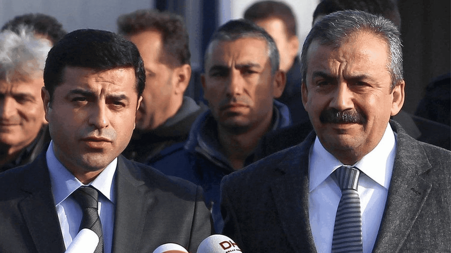 دەمیرتاش بۆ سری سورەیا ئۆندەر: بەهیوای زو چاکبوونەوەت کاکی ئازیز