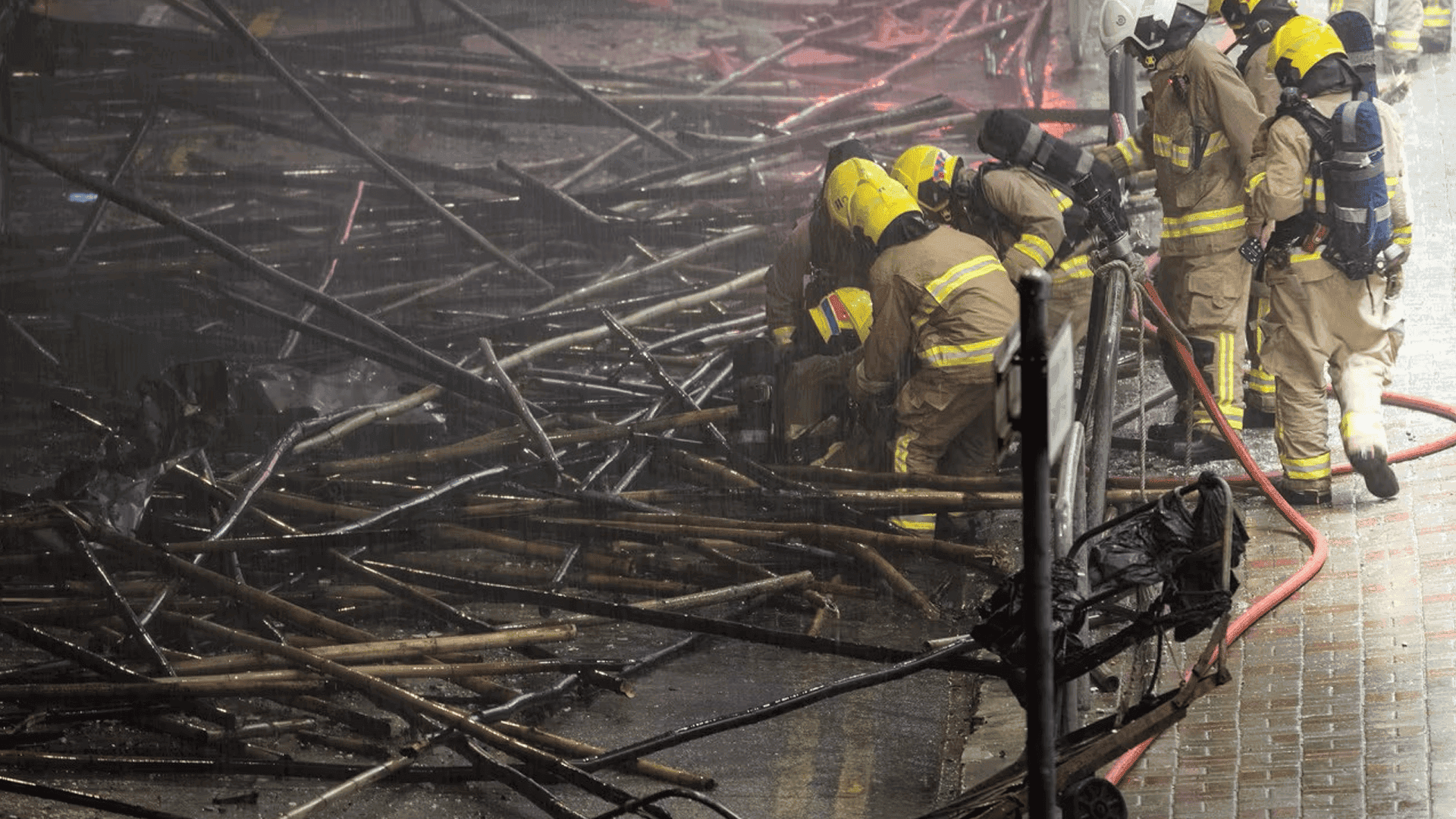 دار حەیزەران چۆن بووە هۆی فراوانتر بوونی ئاگرەکەی هـۆنـگ کـۆنـگ؟ 