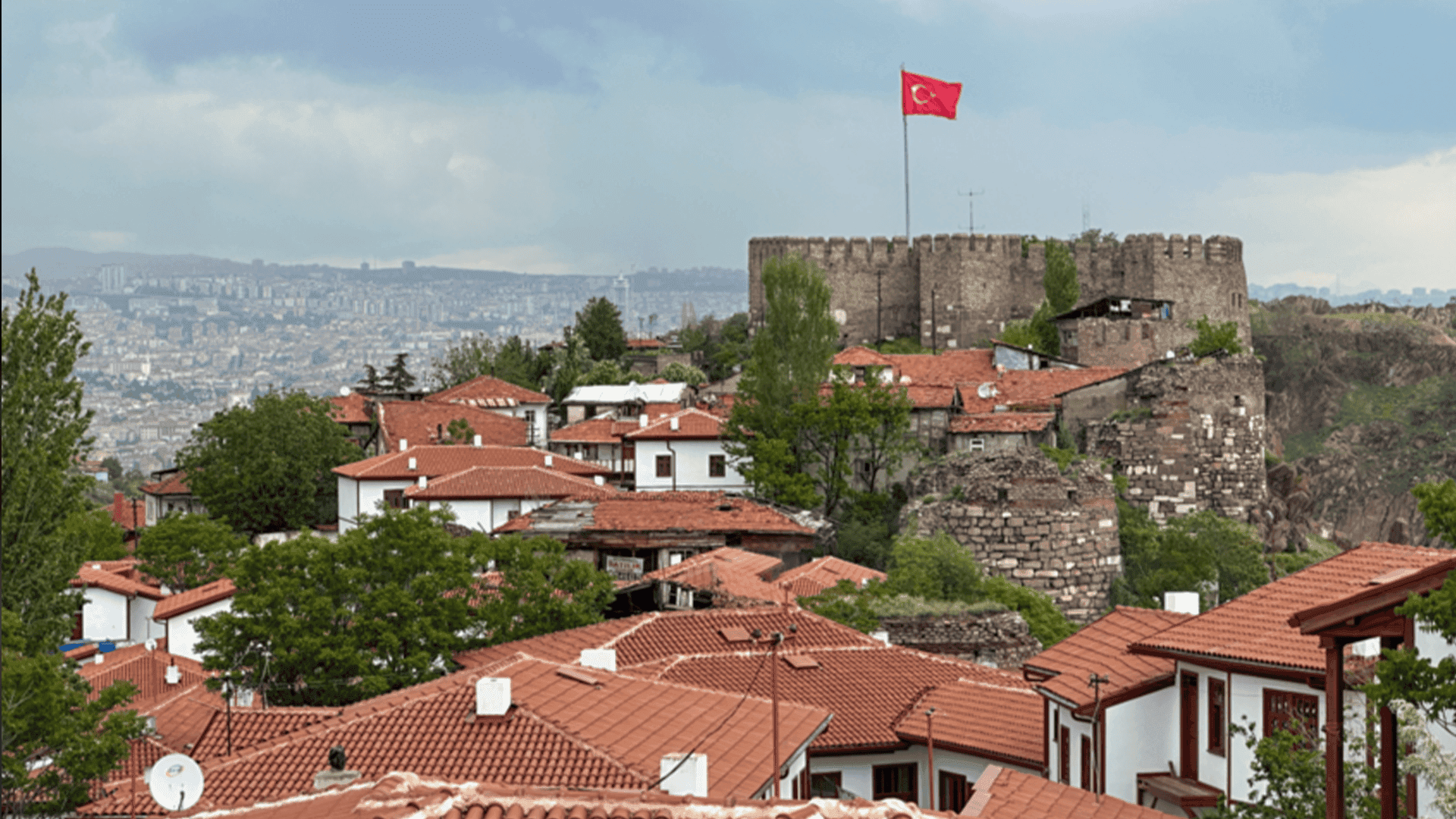 بومەلەرزەیەکی بەهێز لە تورکیا رویدا