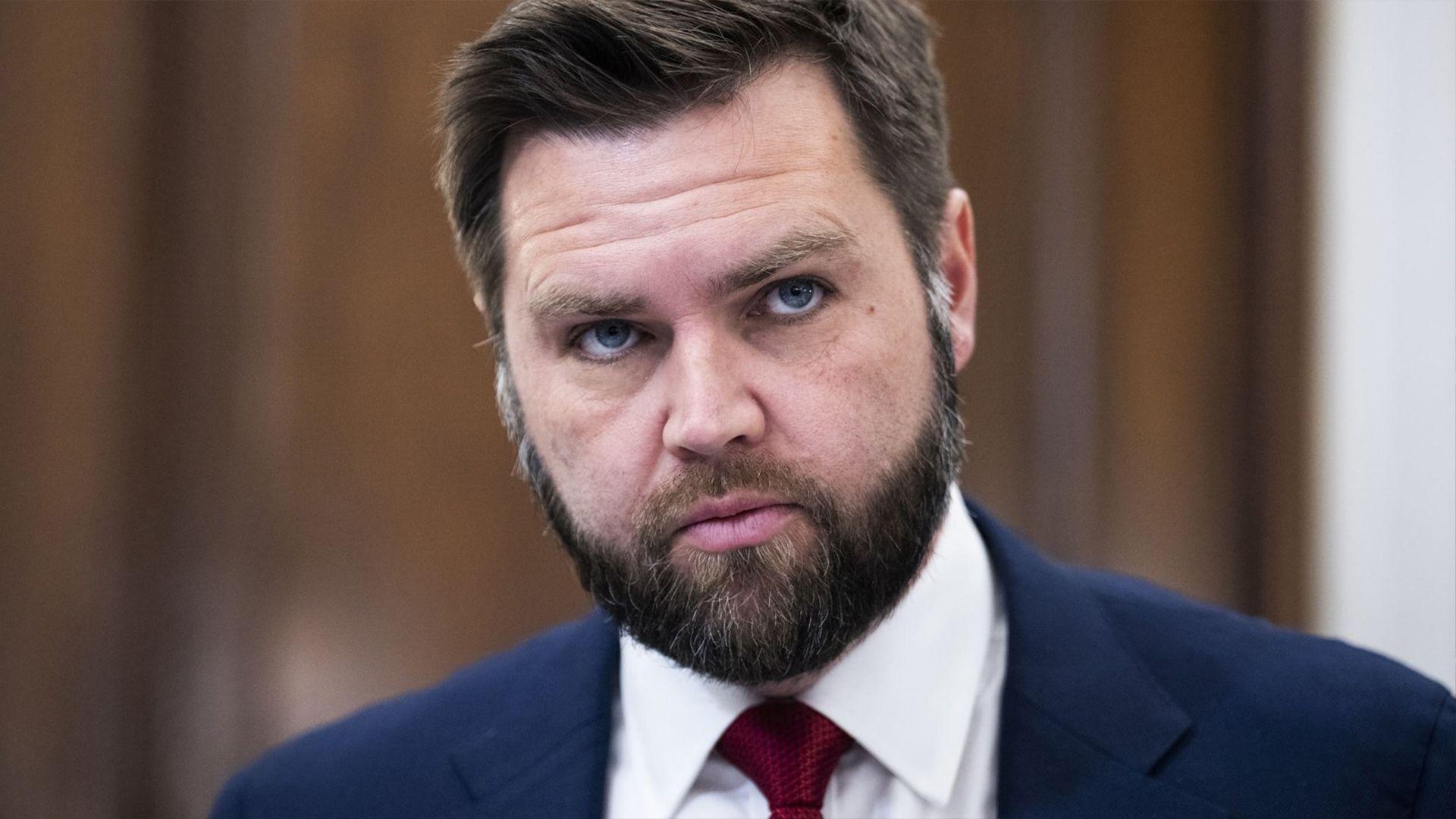 ئەمریكا داوا لە گرینلاند دەكات پەیوەندییەكانی لەگەڵ دانیمارك بپچڕێنێت