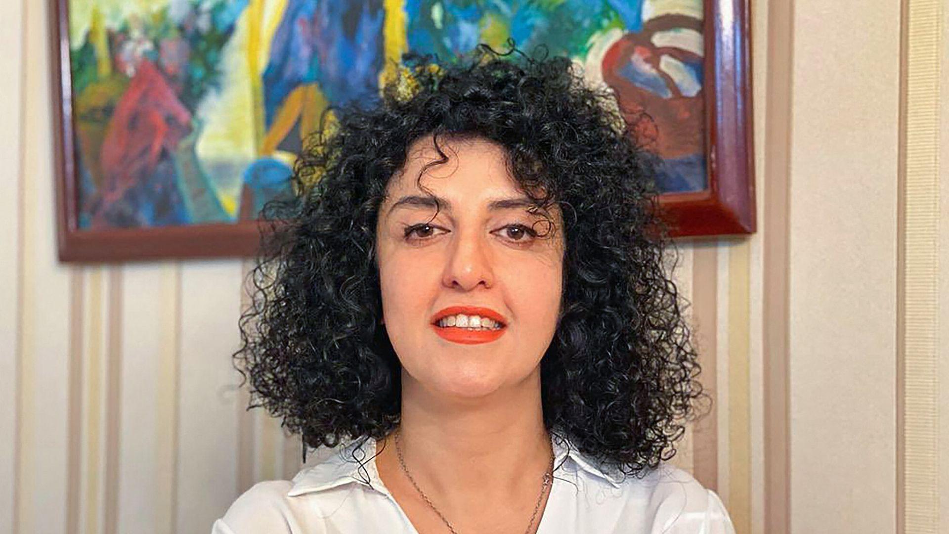 لیژنەی خەڵاتی نۆبڵ بە ڤیدیۆ گفتوگۆی لەگەڵ نێرگز محەمەدی كرد