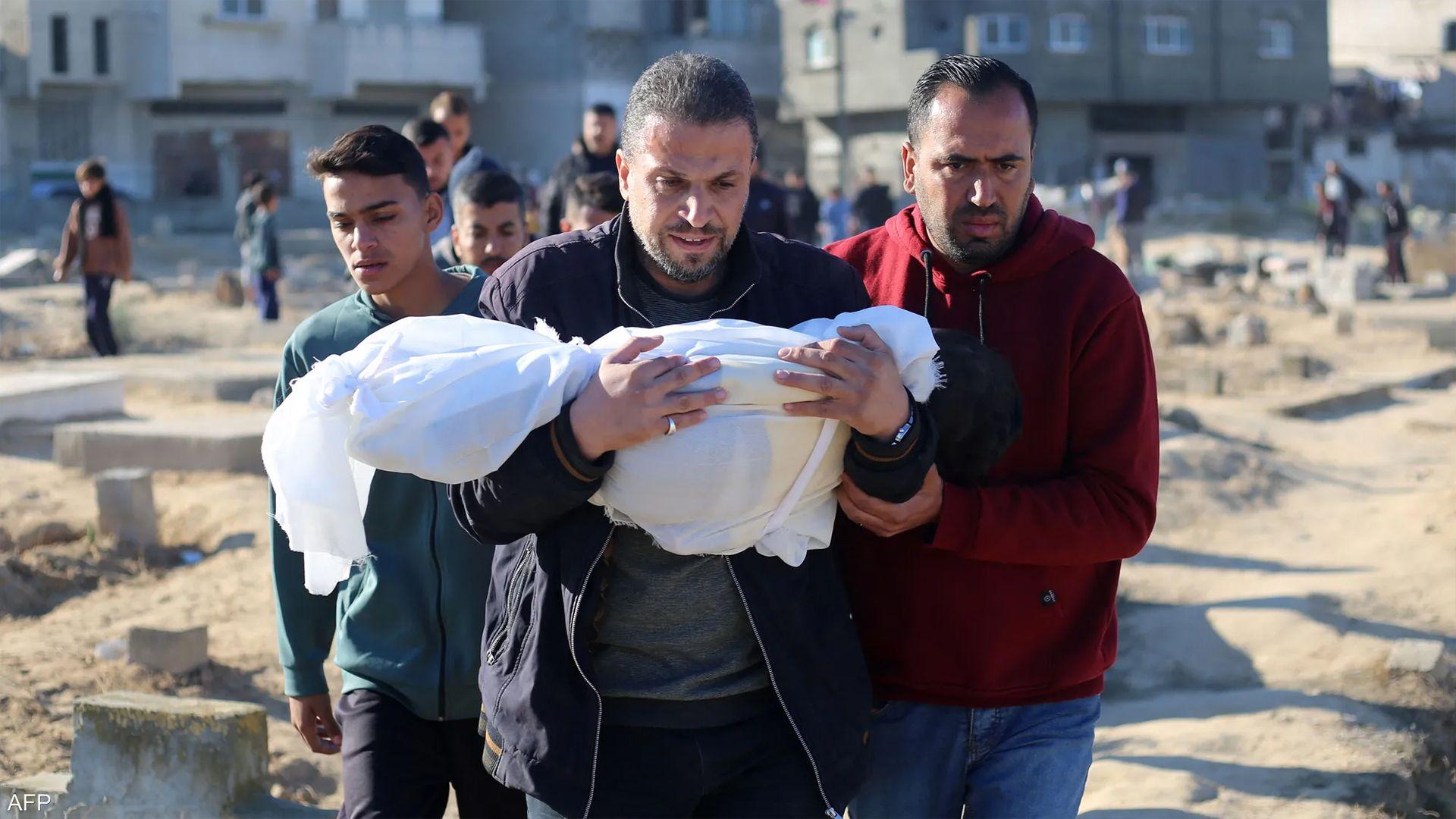 بەهۆی بۆردومانی ئیسرائیلەوە لە غەززە زیاتر لە ٦٠ كەس كوژران