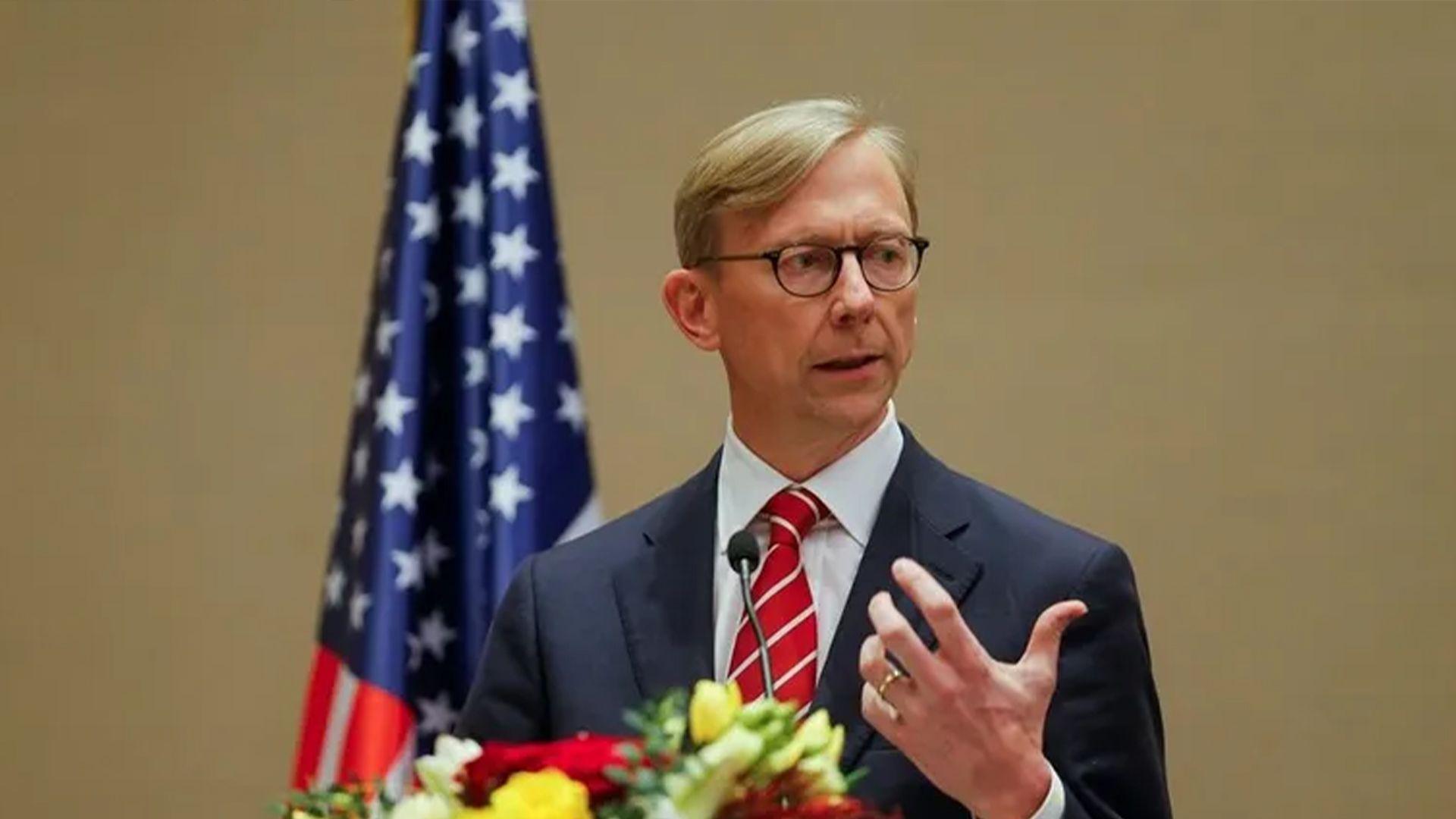 برایان هۆك: ترەمپ ئێران لە ڕووی دیپلۆماسییەوە گۆشەگیر دەكات و ئابورییەكەی لاواز دەكات