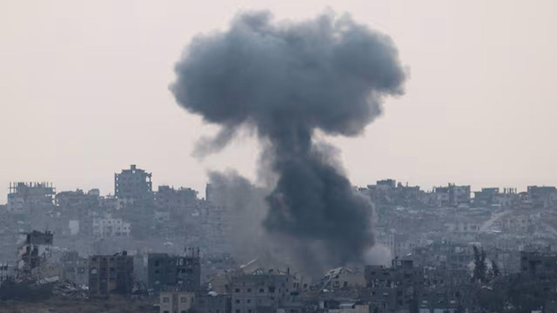 لە بۆردومانێكی ئیسرائیلدا بۆ سەر كەرتی غەززە 19 كەس كوژران