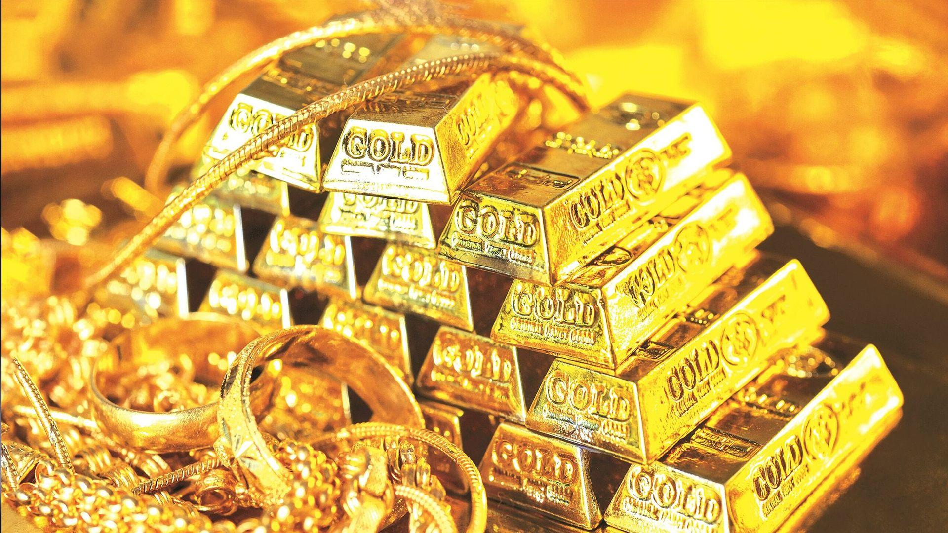 نرخی ئۆنسەیەك زێڕ لە یەك رۆژدا نزیكەی ٤٣ دۆلار بەرزبووەوە