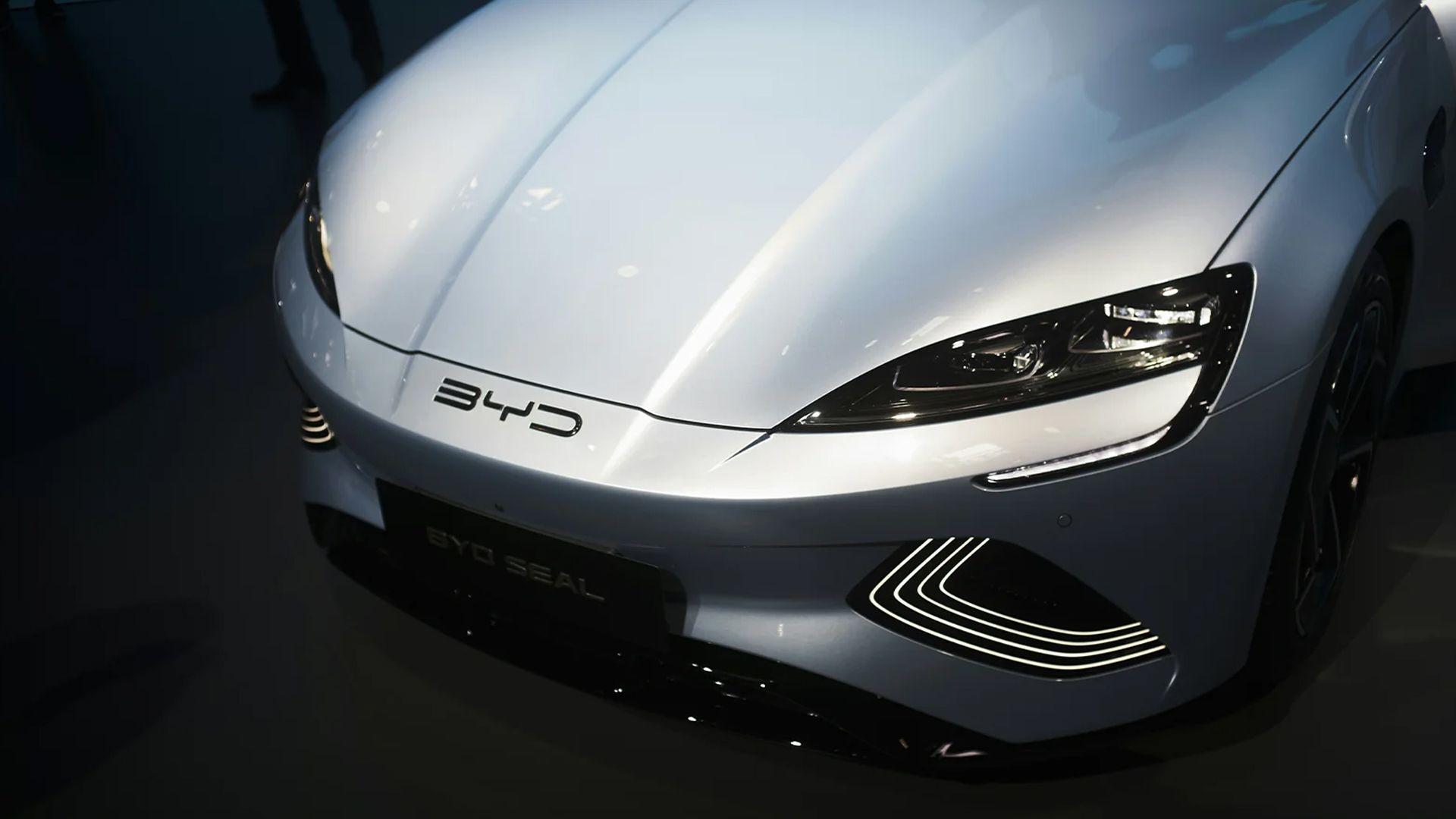 تراجع "فورد" خلف "بي واي دي" في المبيعات العالمية للمرة الأولى