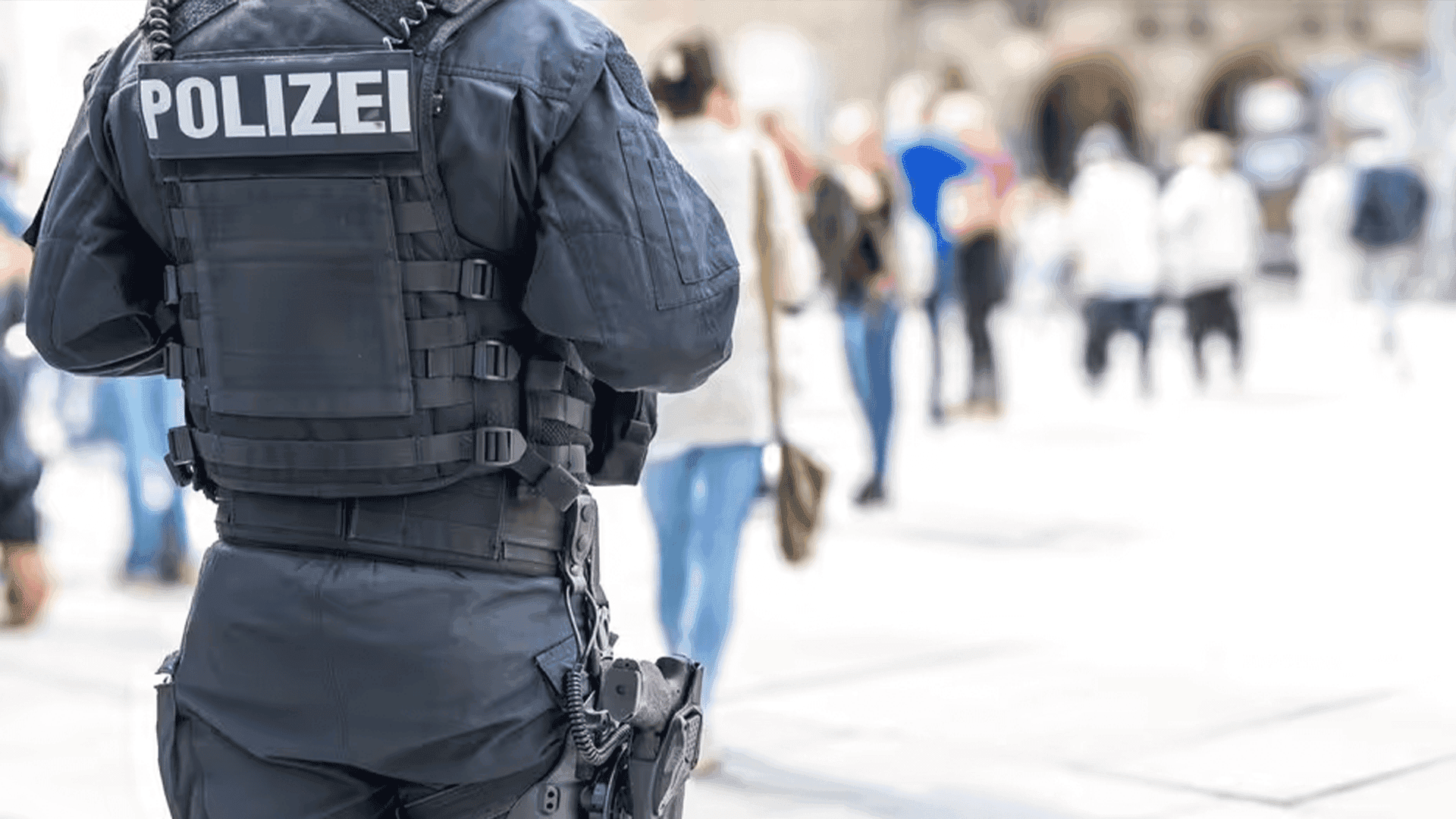 لە وێستگەیەکی شەمەندەفەر لە هــامـبـۆرگـی ئـەڵمانیـا 12کەس بـە چەقۆ بریندارکران