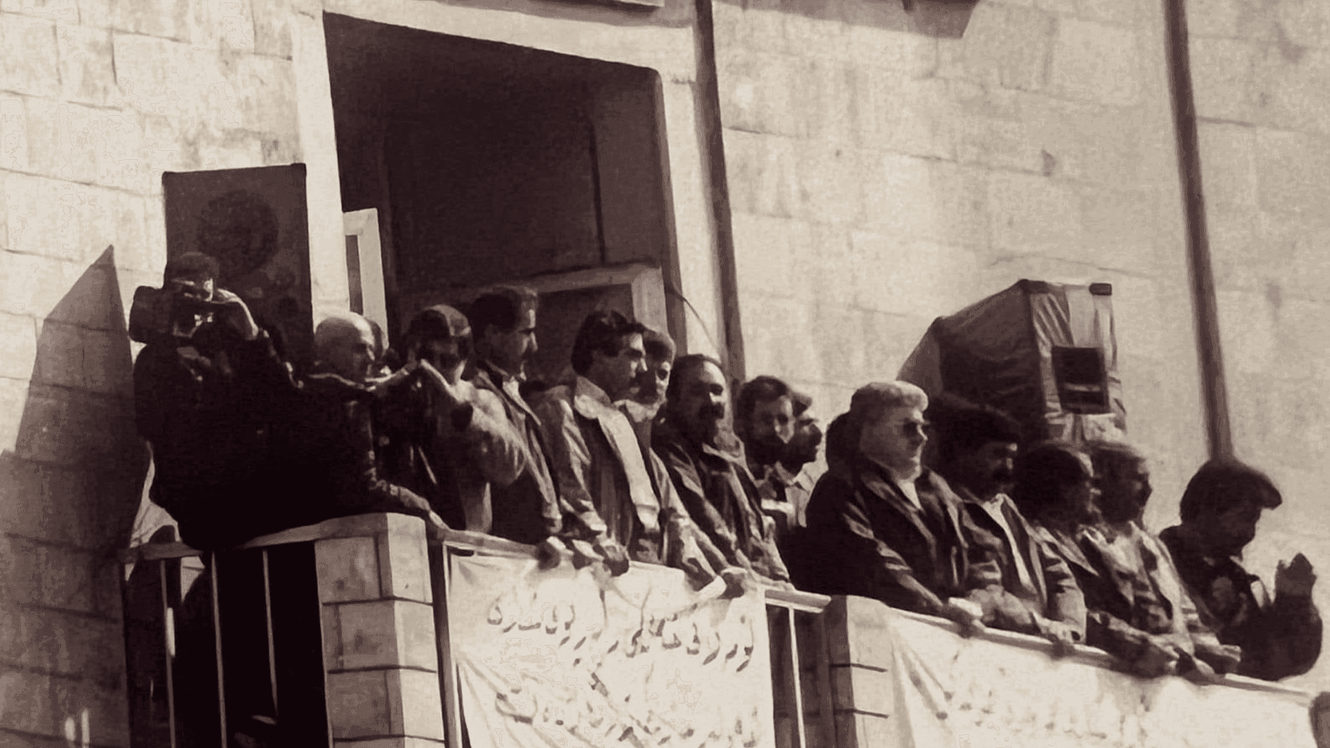 دەرباز کۆسرەت رەسوڵ: سی و چوار ساڵ تێپەڕی به‌سه‌ر زیندووترین ساتی مێژووی هاوچه‌رخی نه‌ته‌وه‌یه‌كی سته‌م دیده‌