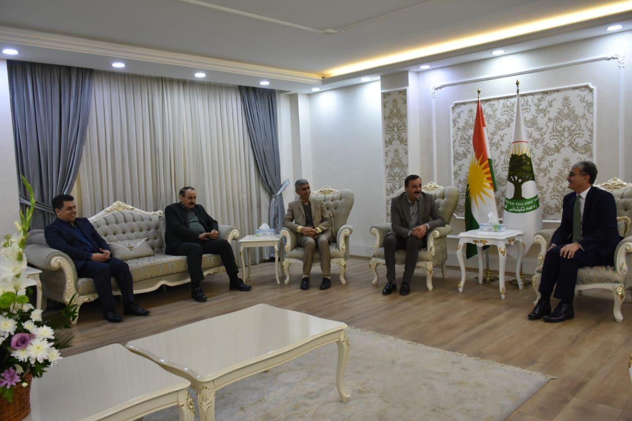وەفدێکی یەکێتی سەردانی حزبی زەحمەتکێشانی کوردستان دەکات