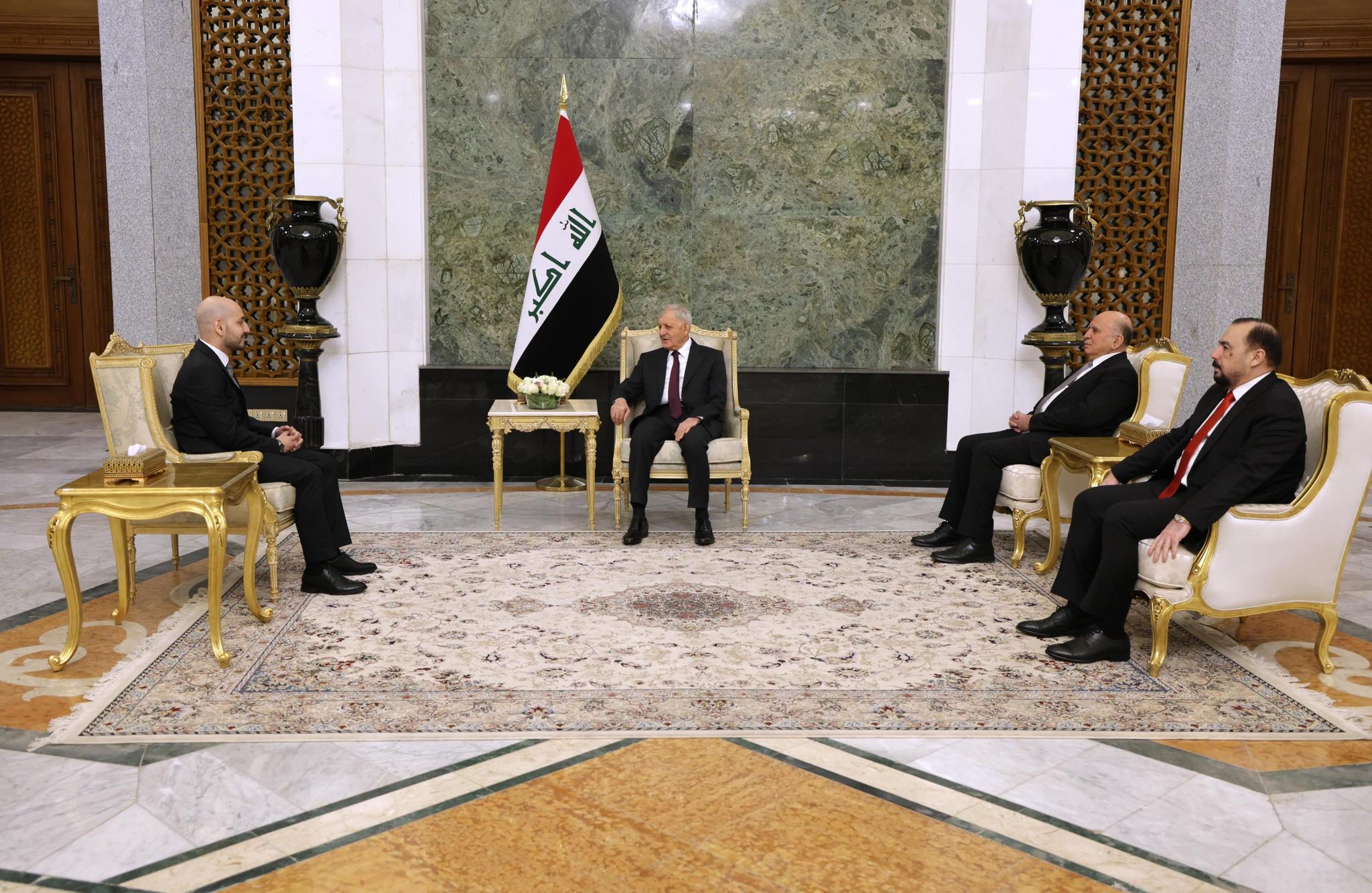 سەرۆک کۆمار کارنامەی باڵیۆزانی کوەیت و ژاپۆن و ئەرمەنستان وەردەگرێت