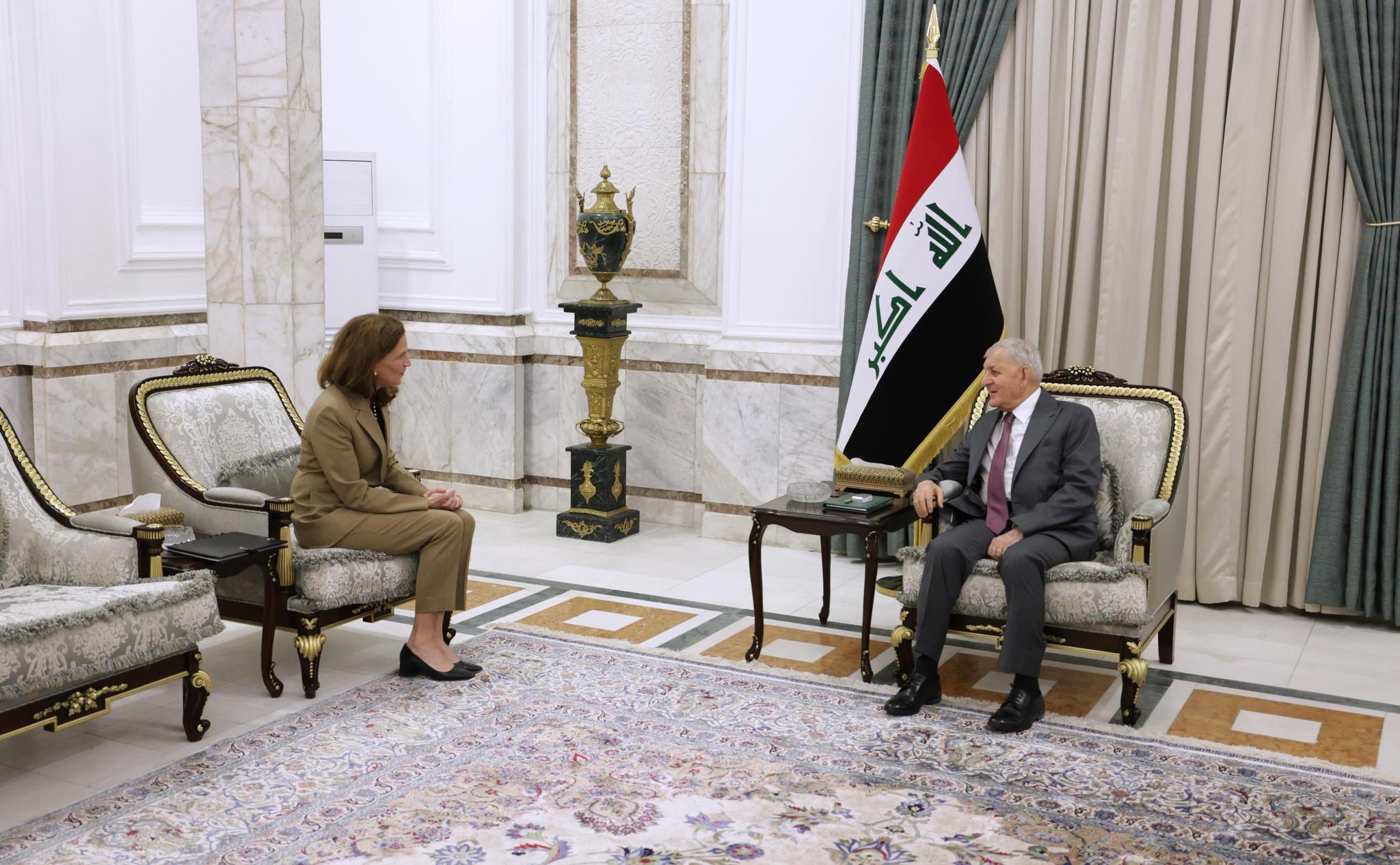 رئيس الجمهورية يستقبل القائم بأعمال السفارة الأمريكية لدى العراق