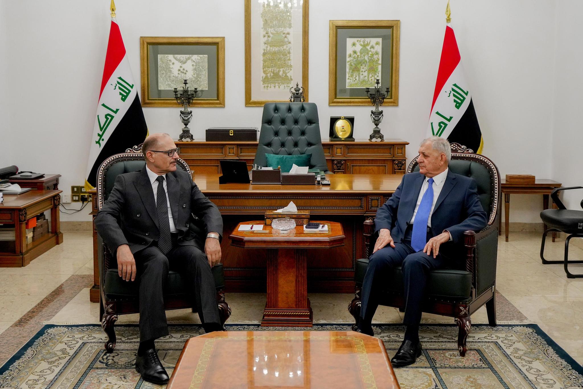 رئيس الجمهورية يجتمع مع رئيس المحكمة الاتحادية من أجل إيجاد حل نهائي لصرف المستحقات المالية لموظفي إقليم كوردستان