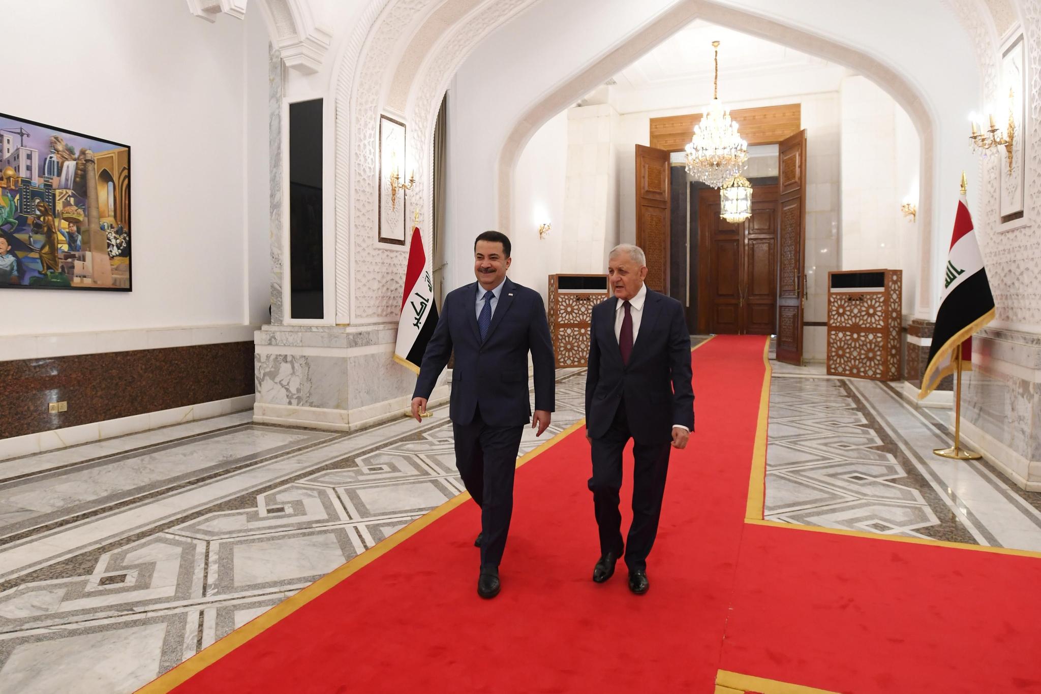 رئيس الجمهورية يستقبل رئيس الوزراء  من أجل مناقشة الاوضاع العامة في البلاد