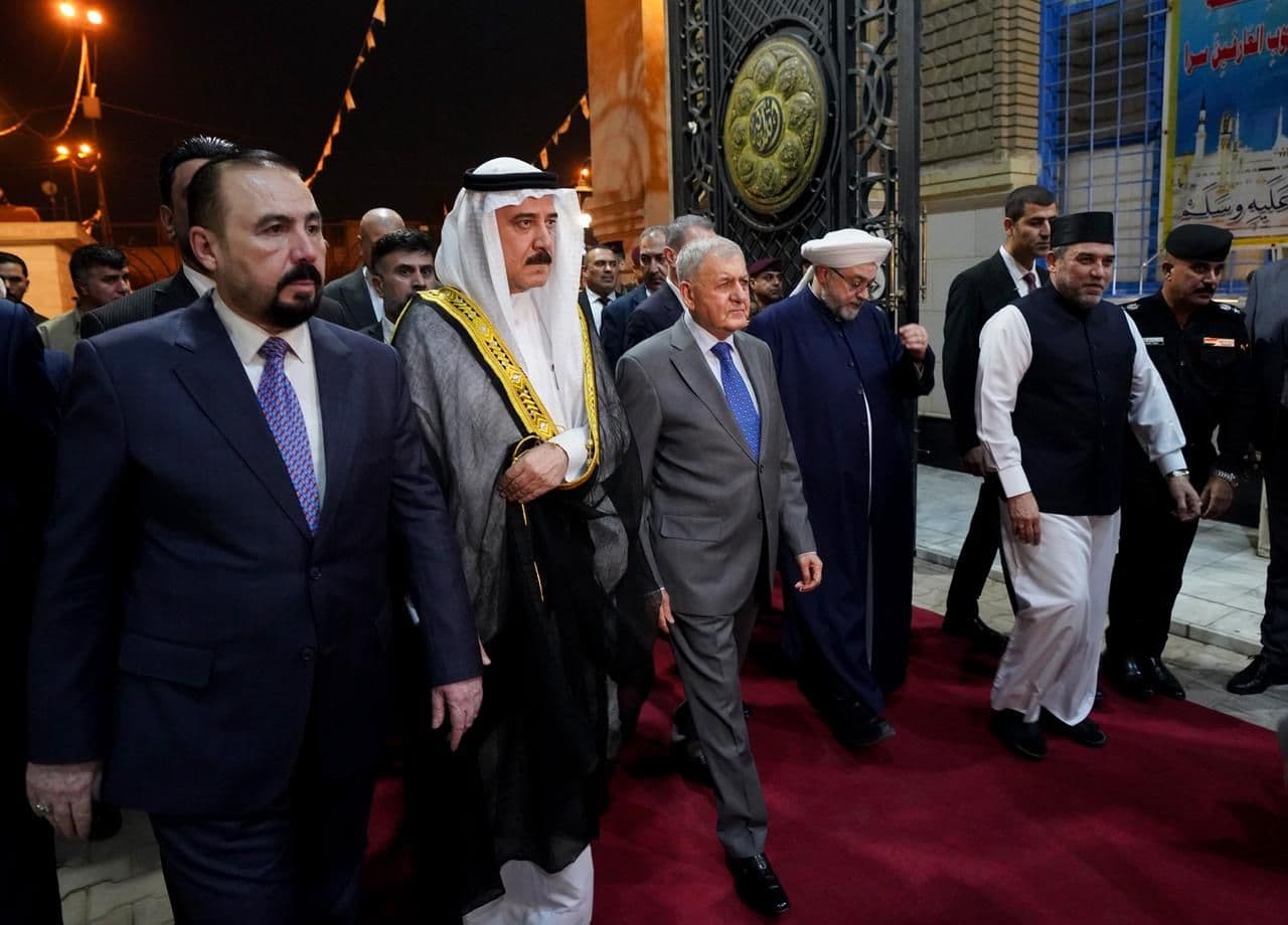 article gallery image