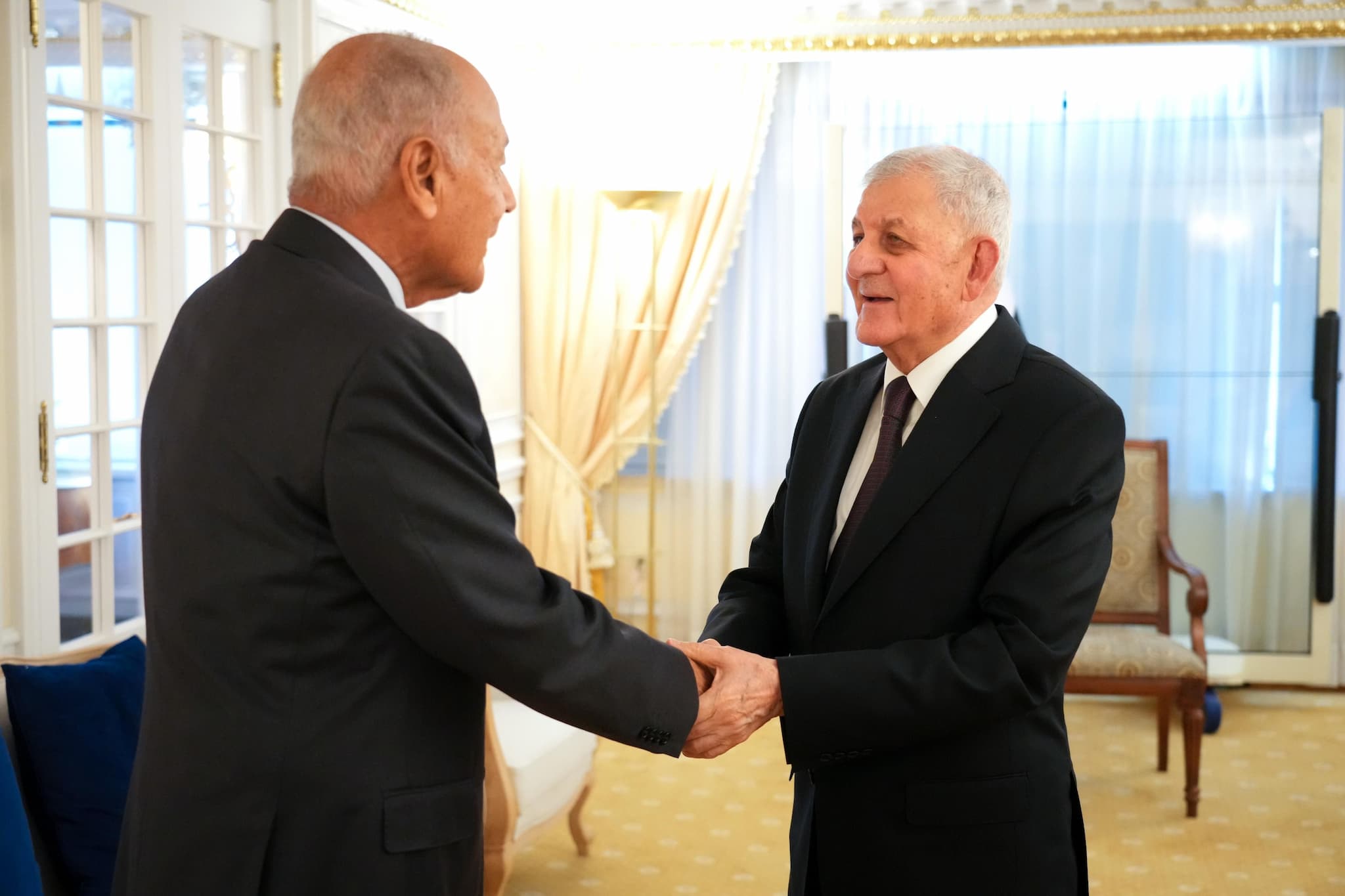 article gallery image