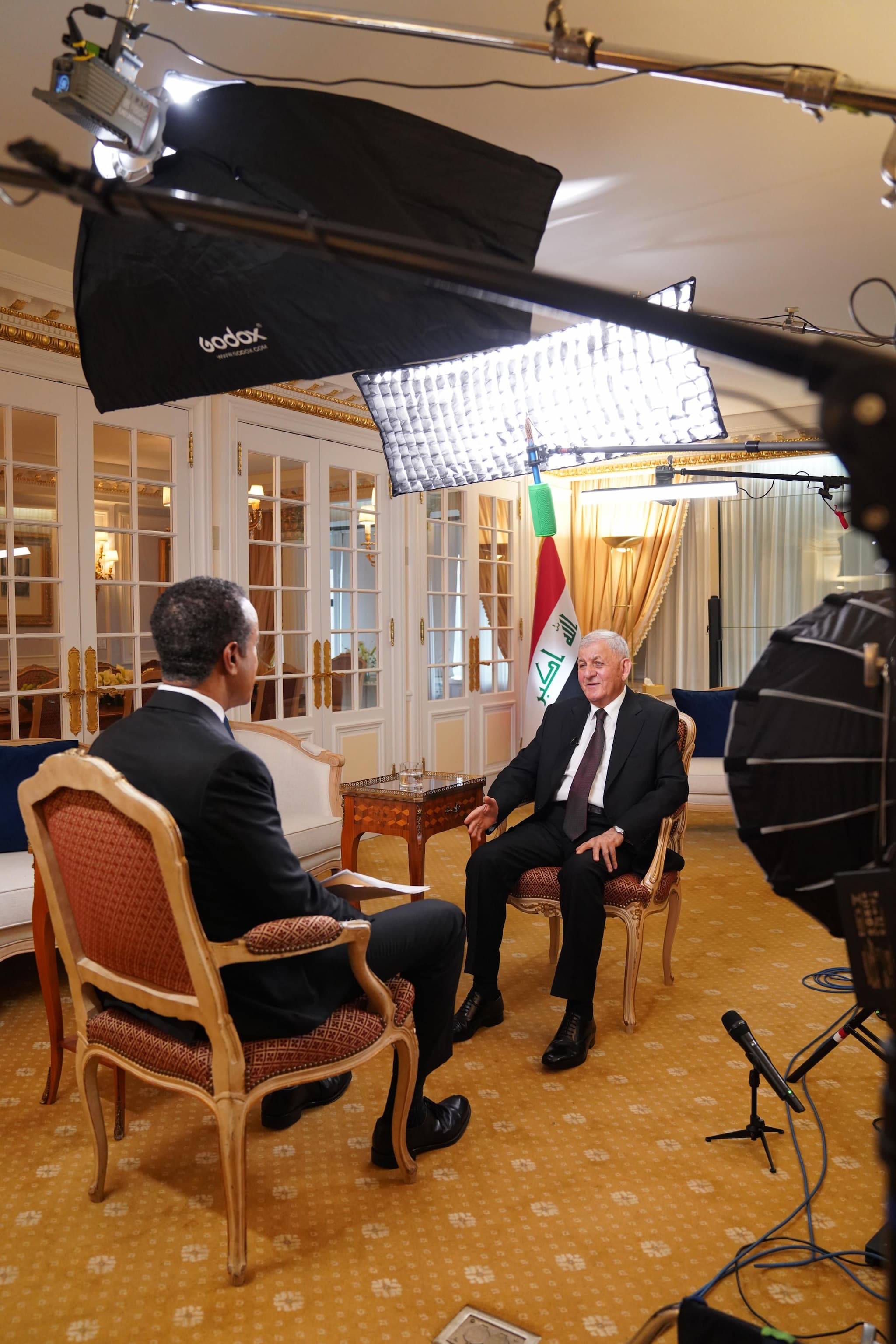 article gallery image