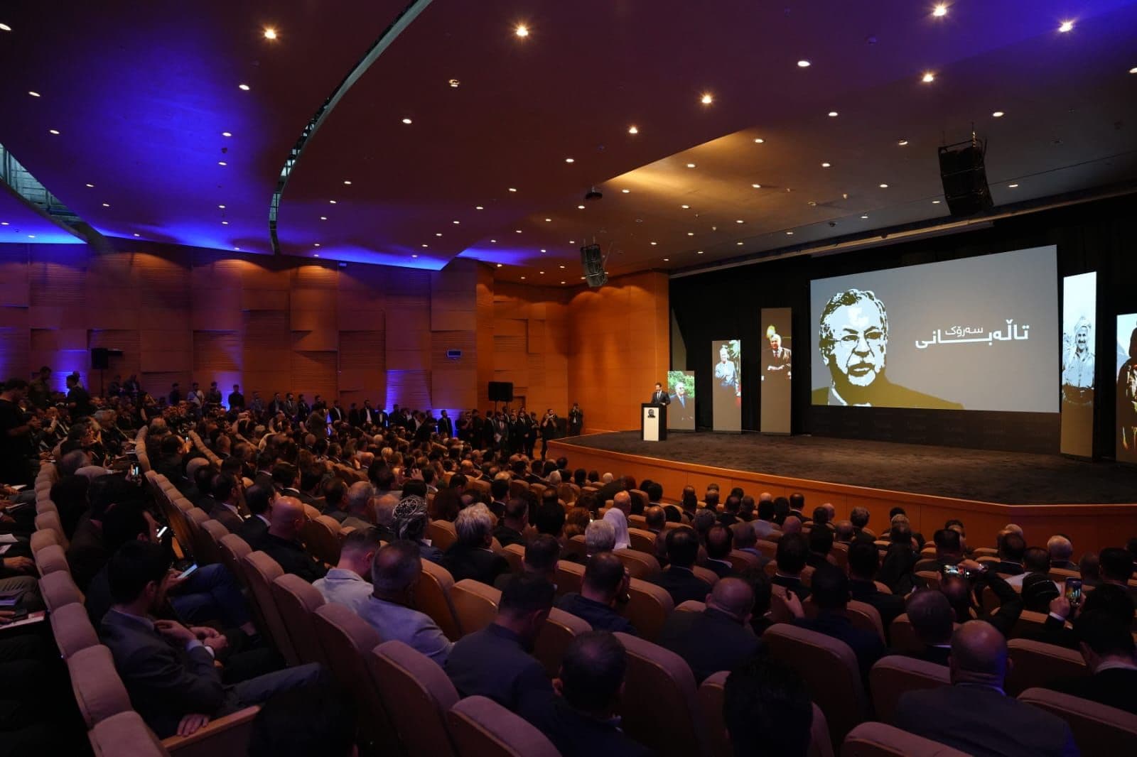 article gallery image