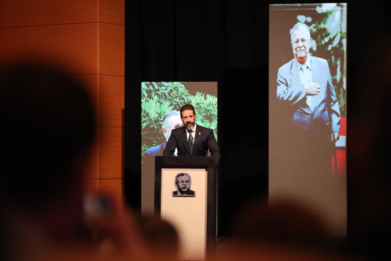 article gallery image