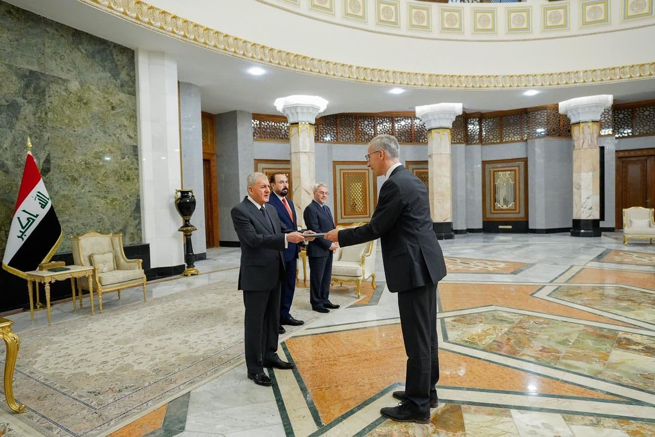 article gallery image