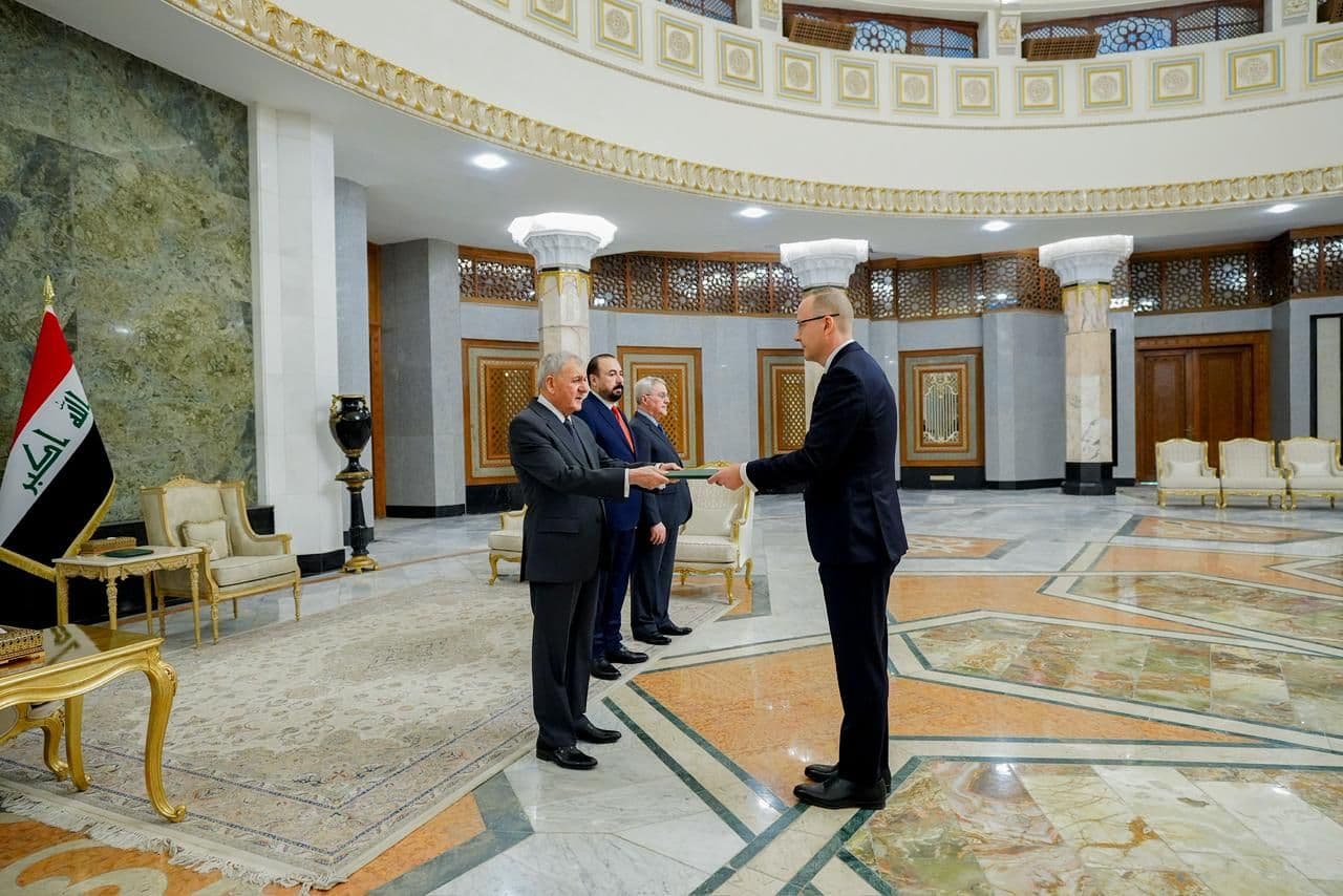 article gallery image