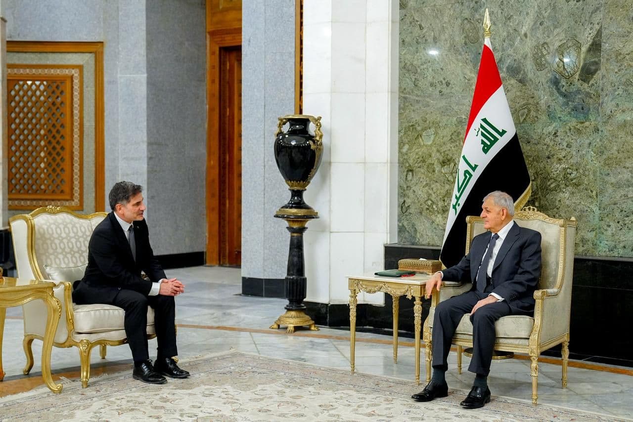 article gallery image