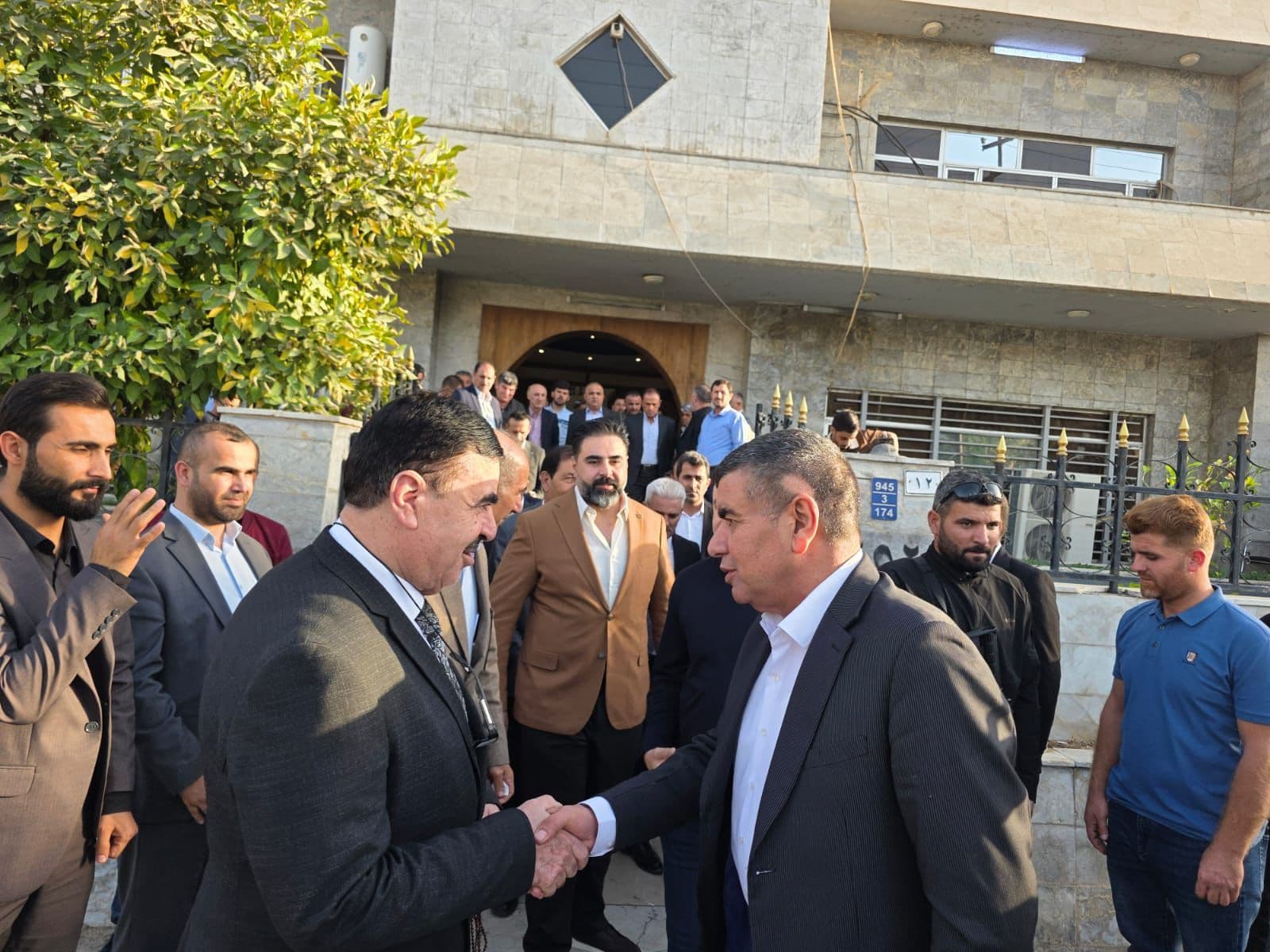 article gallery image