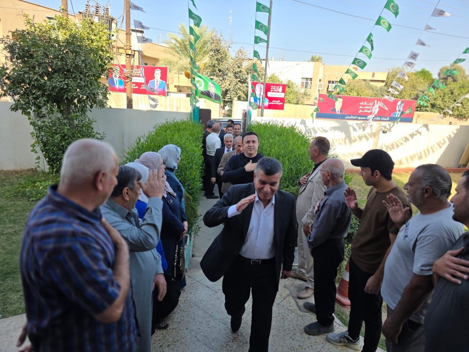 article gallery image