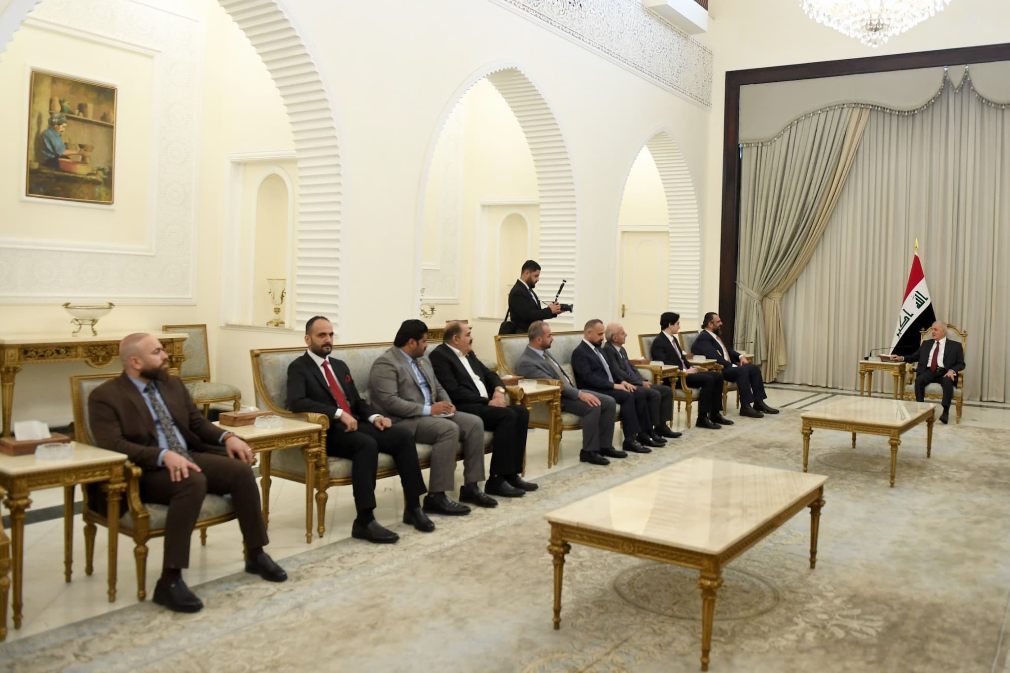 article gallery image