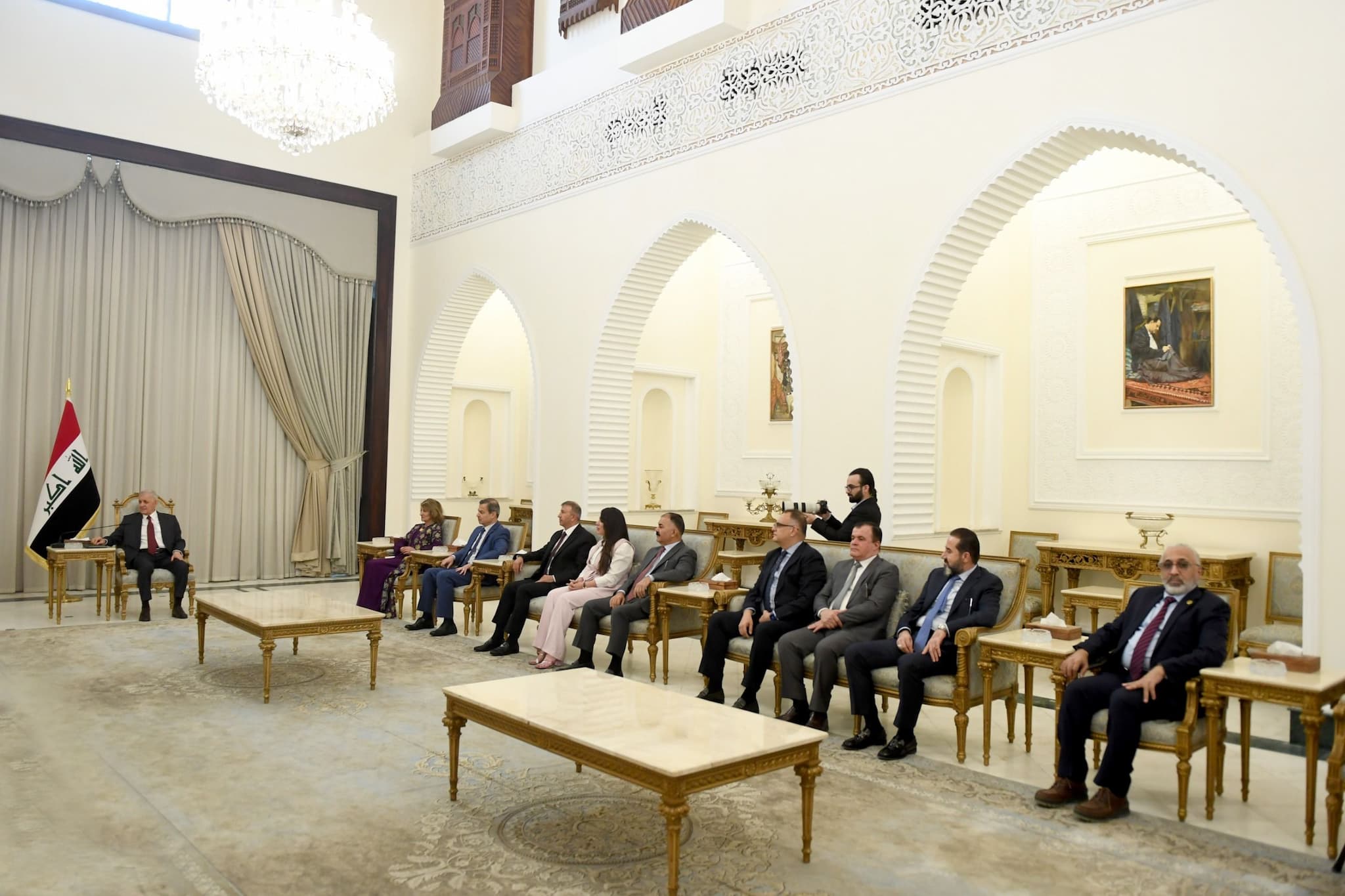 article gallery image