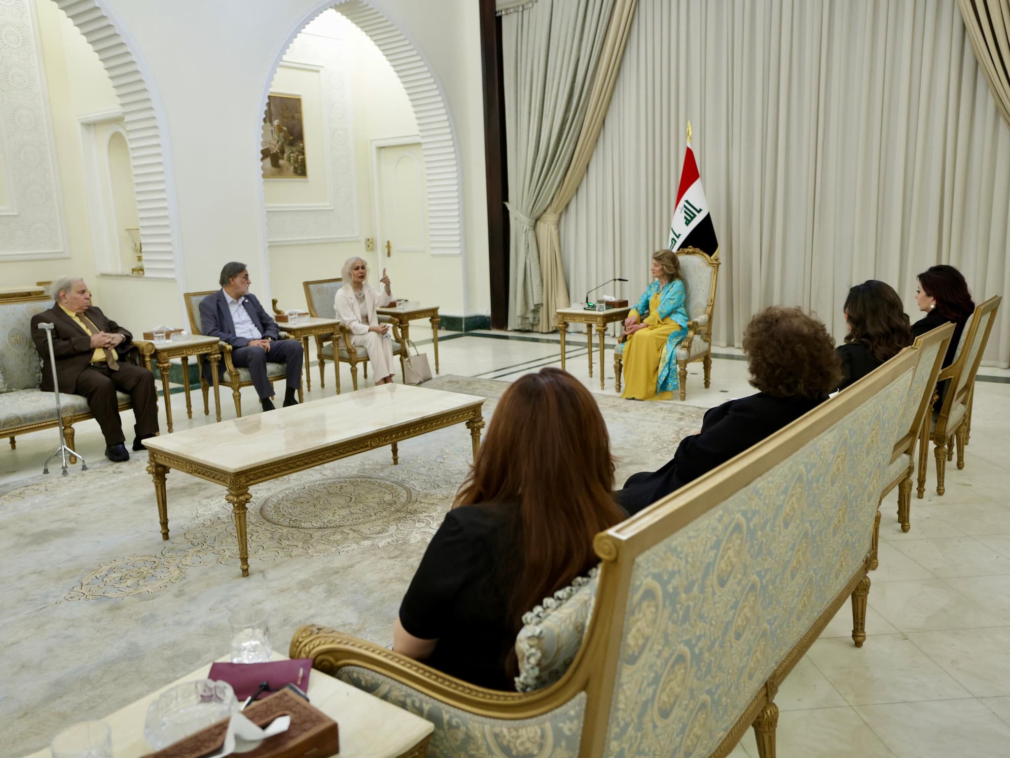 article gallery image