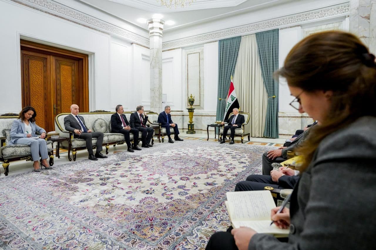 article gallery image