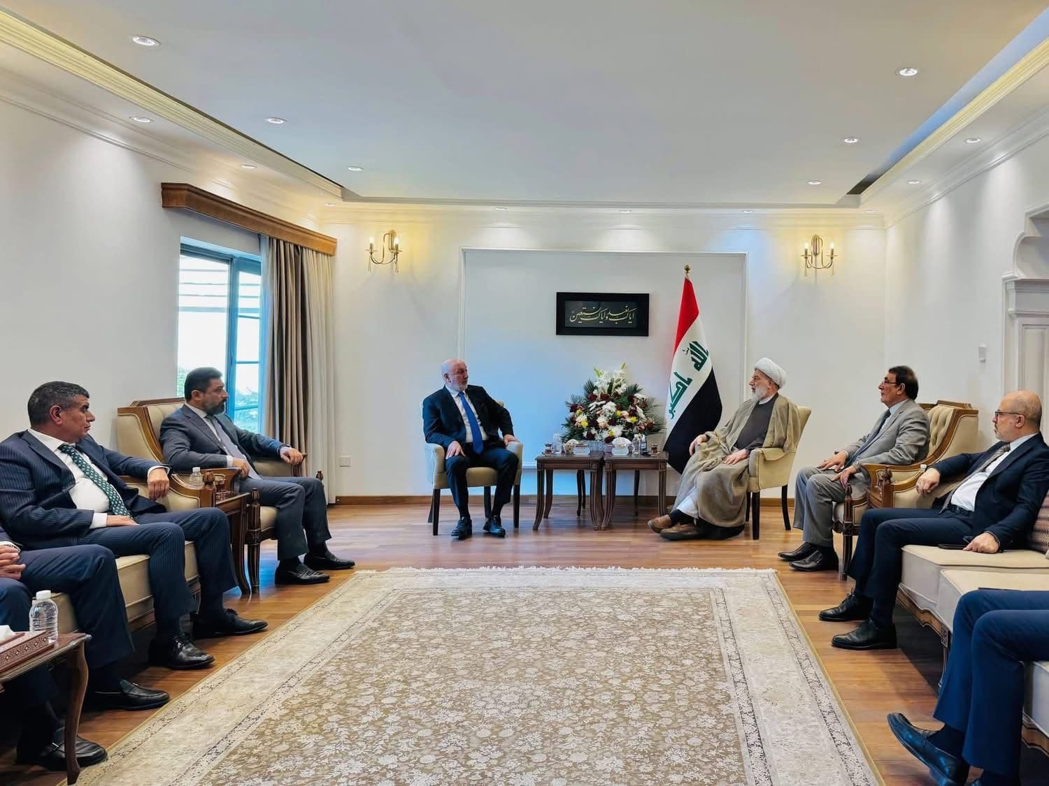 article gallery image