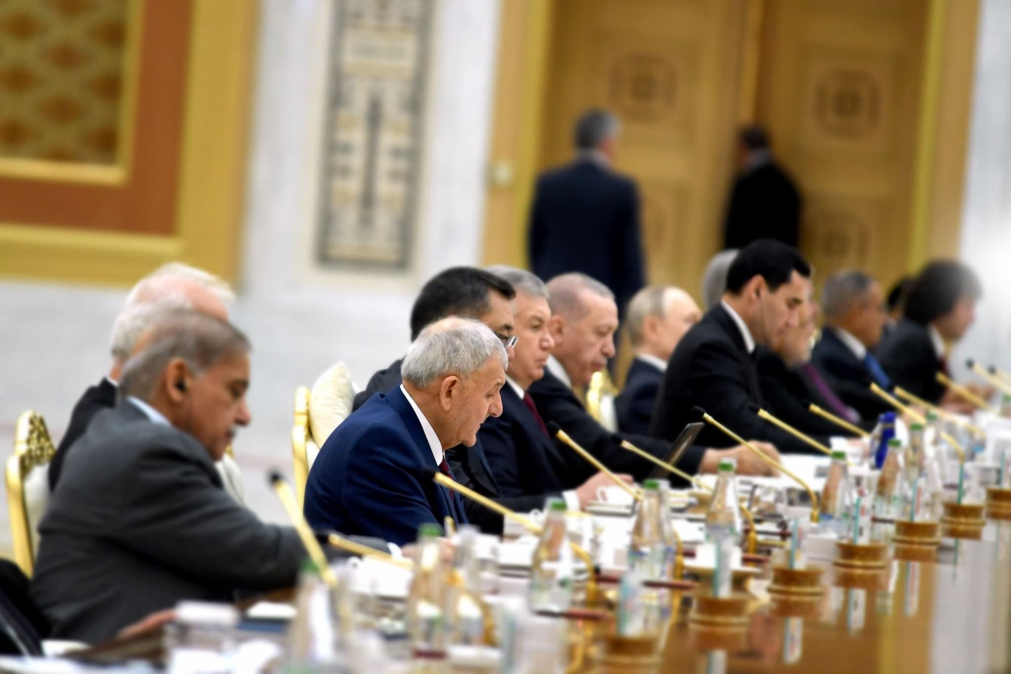 article gallery image