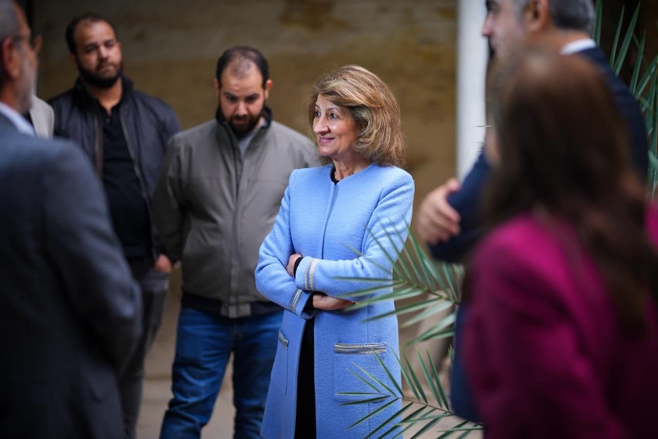 article gallery image