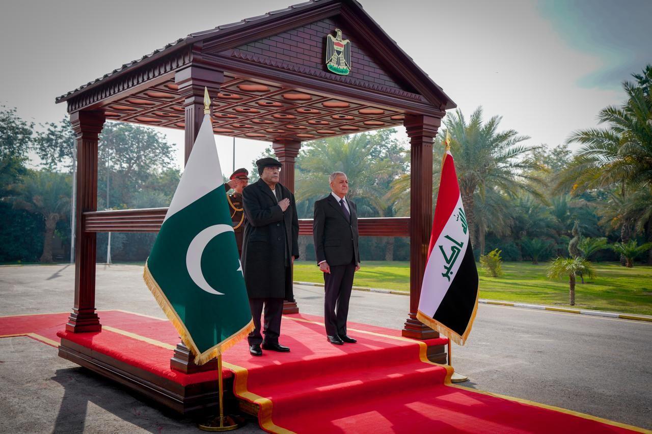 رئيس الجمهورية يستقبل الرئيس الباكستاني الذي يجري زيارة رسمية إلى العراق