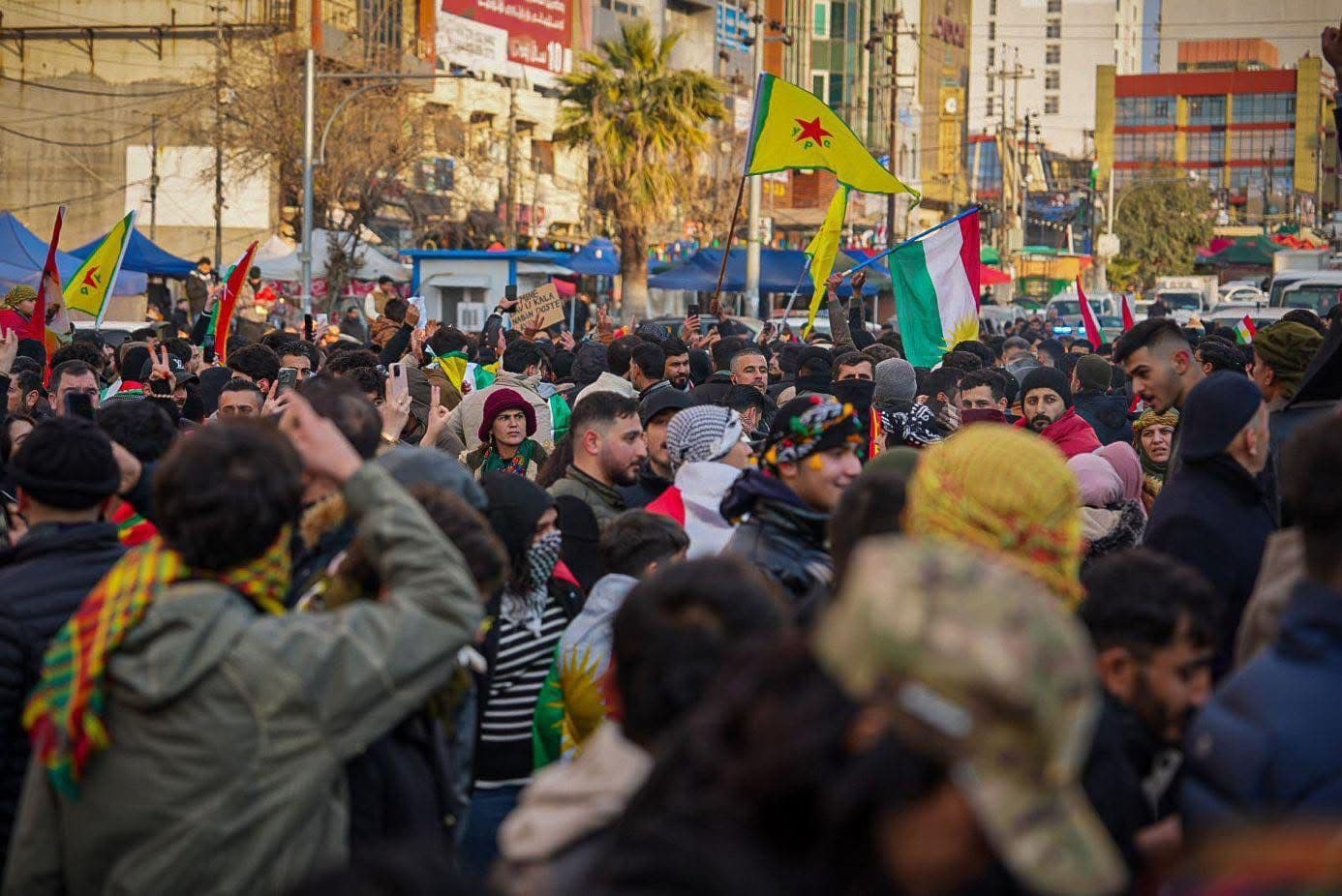 article gallery image