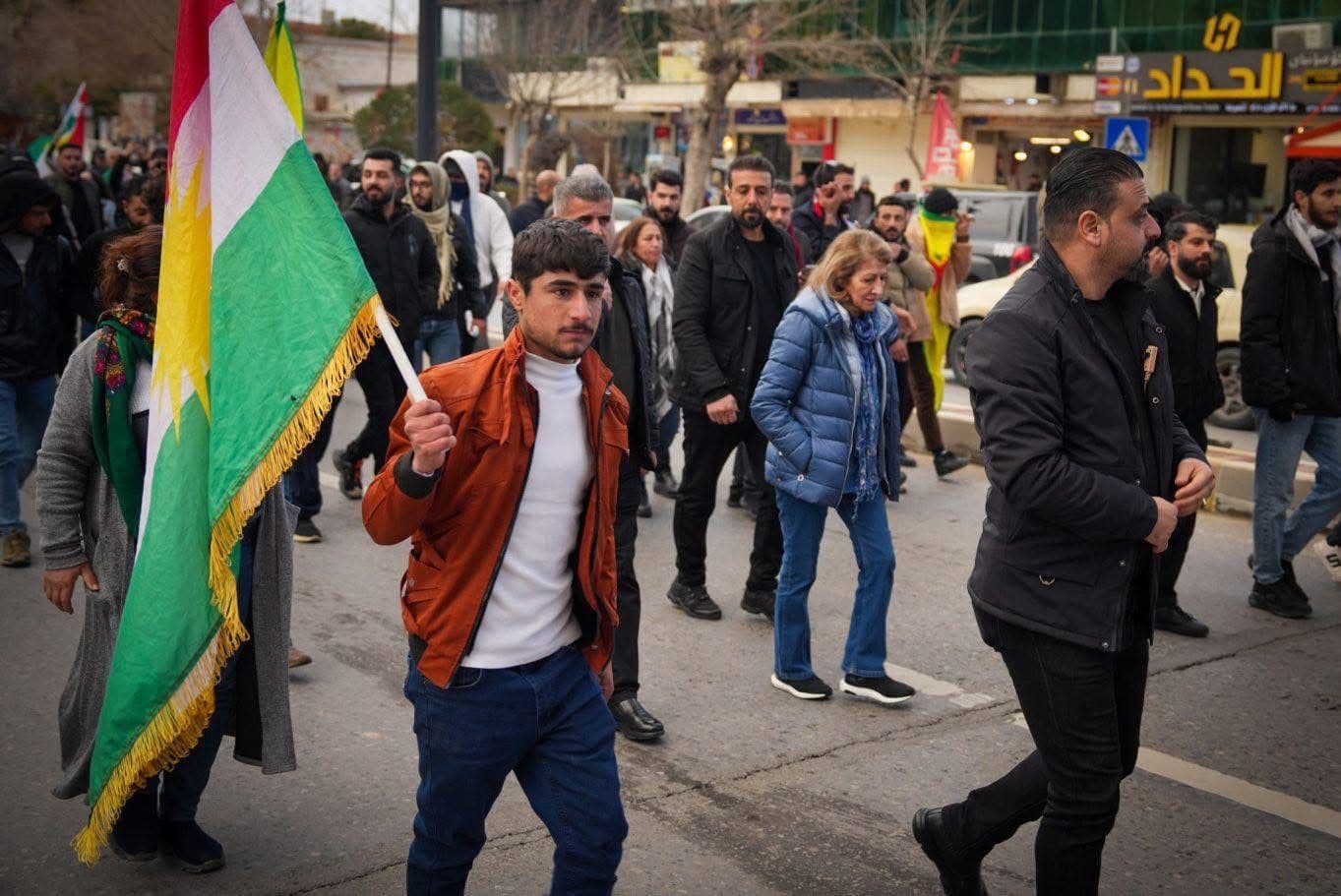 article gallery image